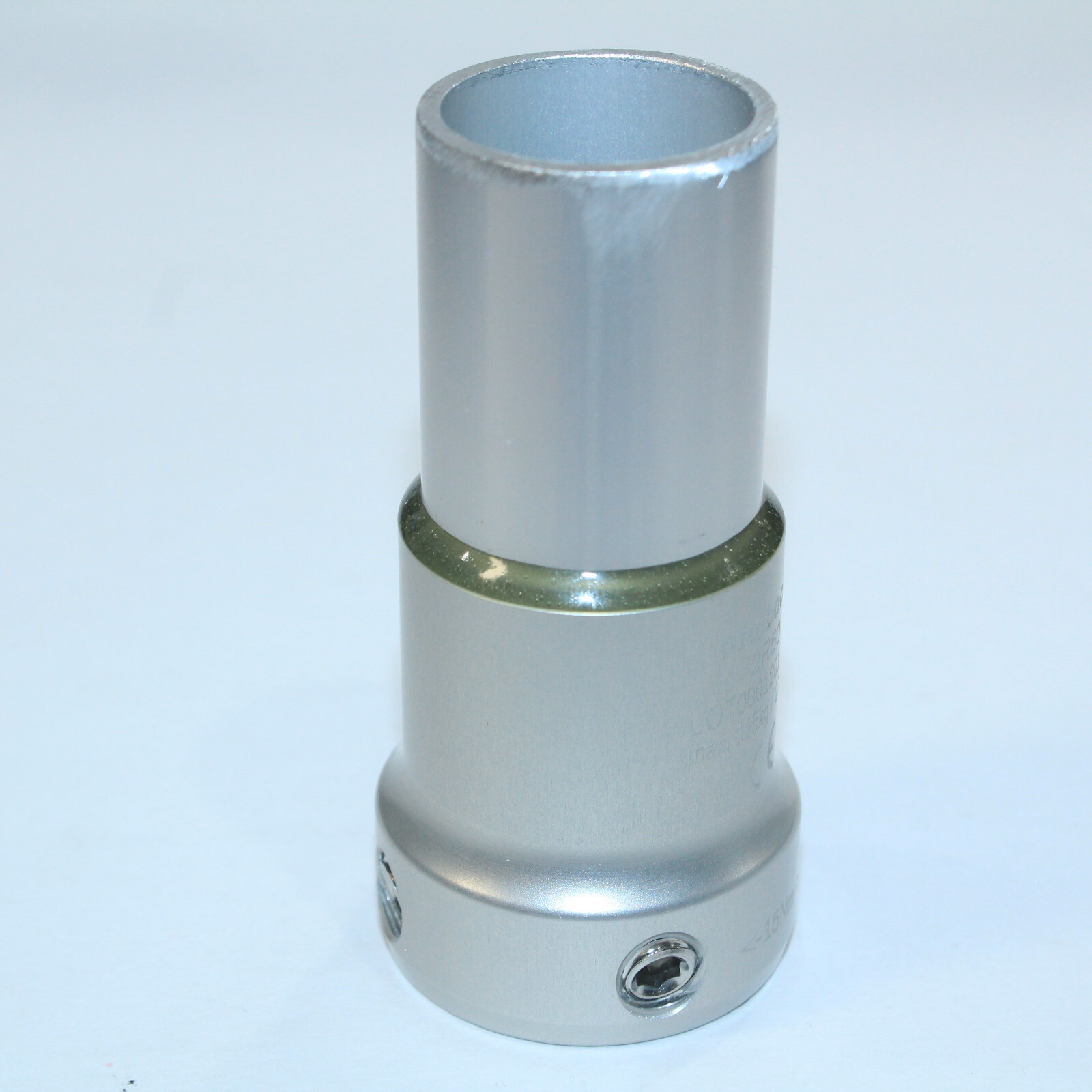 OTTOBOCK 2R50 ALUMINUM SHORT PYLON TUBE CLAMP ADAPTER BELOW KNEE / L = 3.25″