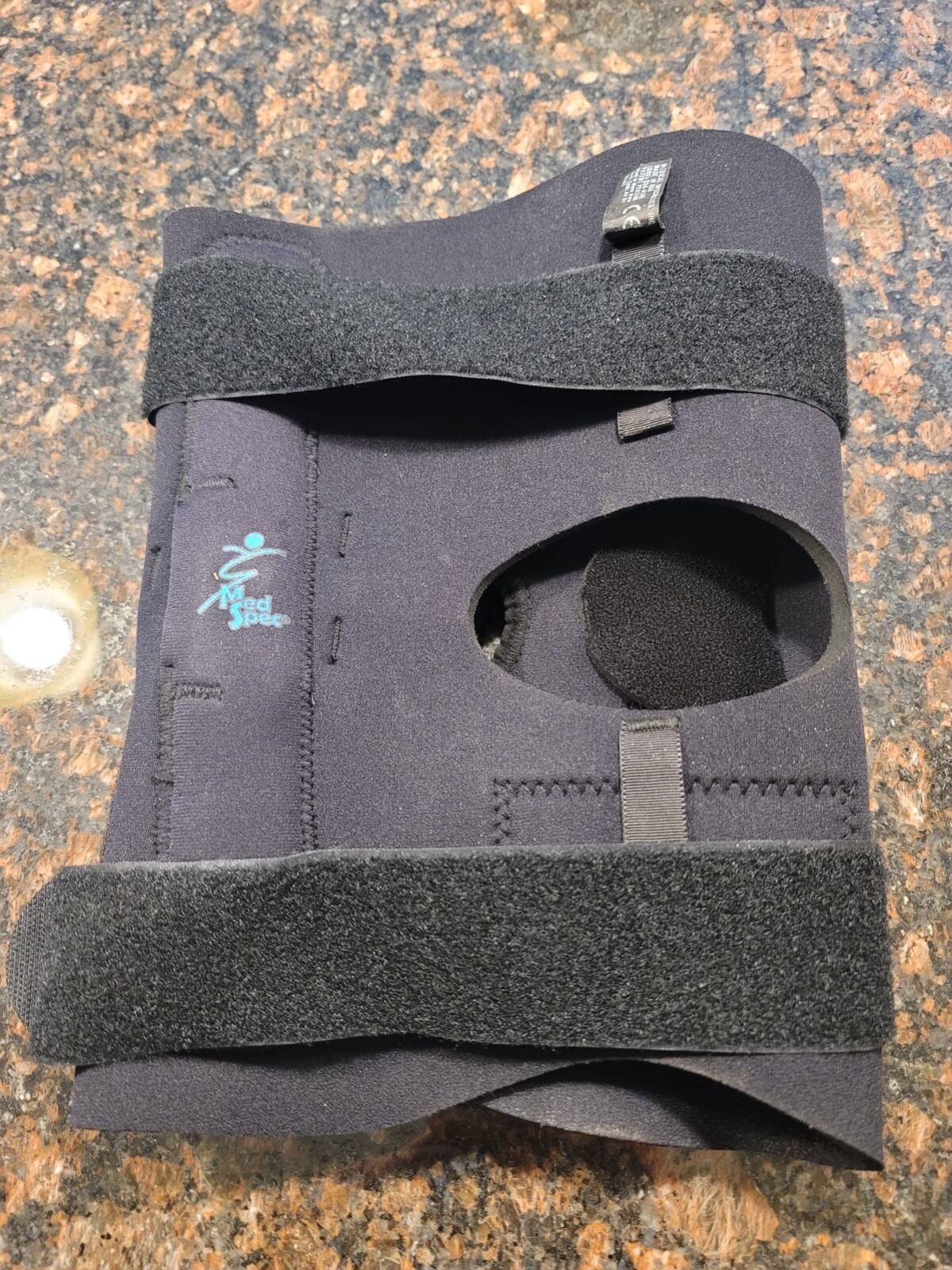 Med Spec Gripper Hinged Knee with breathable Coolflex, 12″ Size 3XL