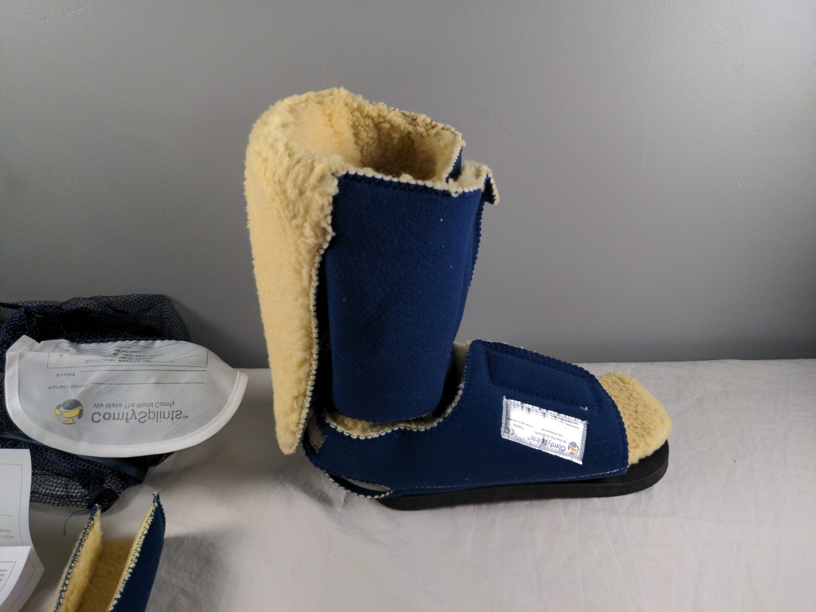 Comfy Splints 24-2302 Comfy Boot with Fleece lined Headliner – Adult, Dark Blue