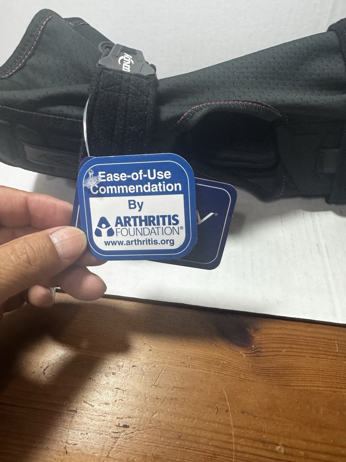 DonJoy Adjustable Knee Brace Arthritis Foundation Recommended OA Hinge Support