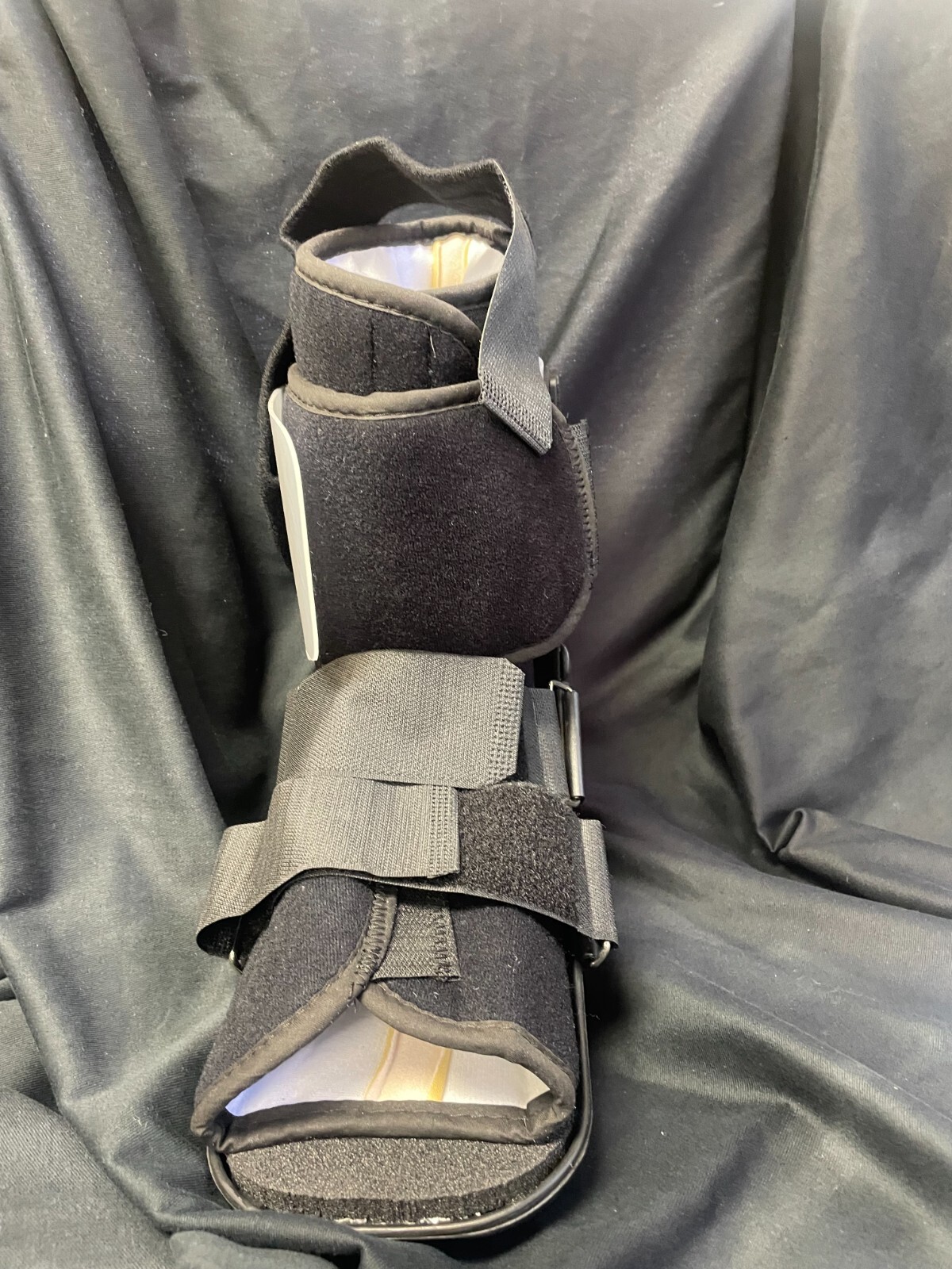 NEW Procare Walking Boot Fracture Boot for Foot and Ankle Size LARGE C6-R3
