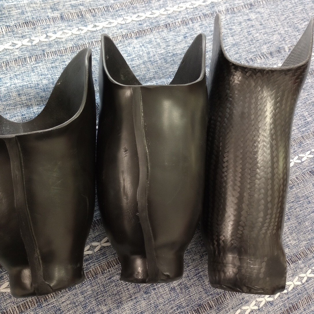 Prosthetic Leg Knee 3 Socket Sockets (1 Carbon) Parts and 6 Socks Misc. Size Lot