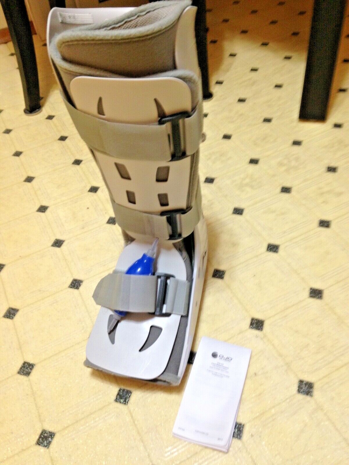 AIRCAST by DJO Global FP WALKER foam pneumatic