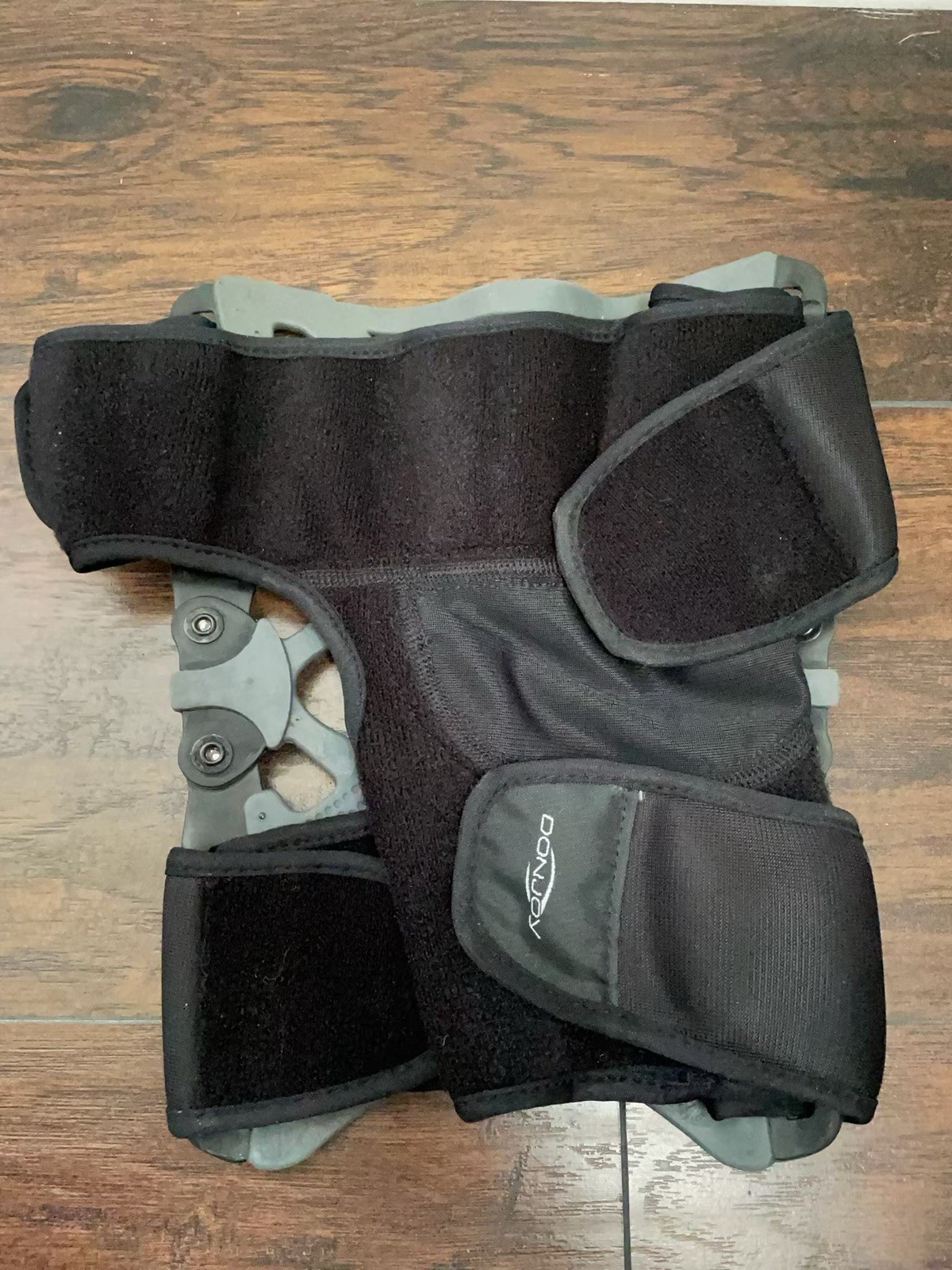 DonJoy Reaction Knee Brace XXXL Gray/Black Adjustable Stabilization 11-0215-5
