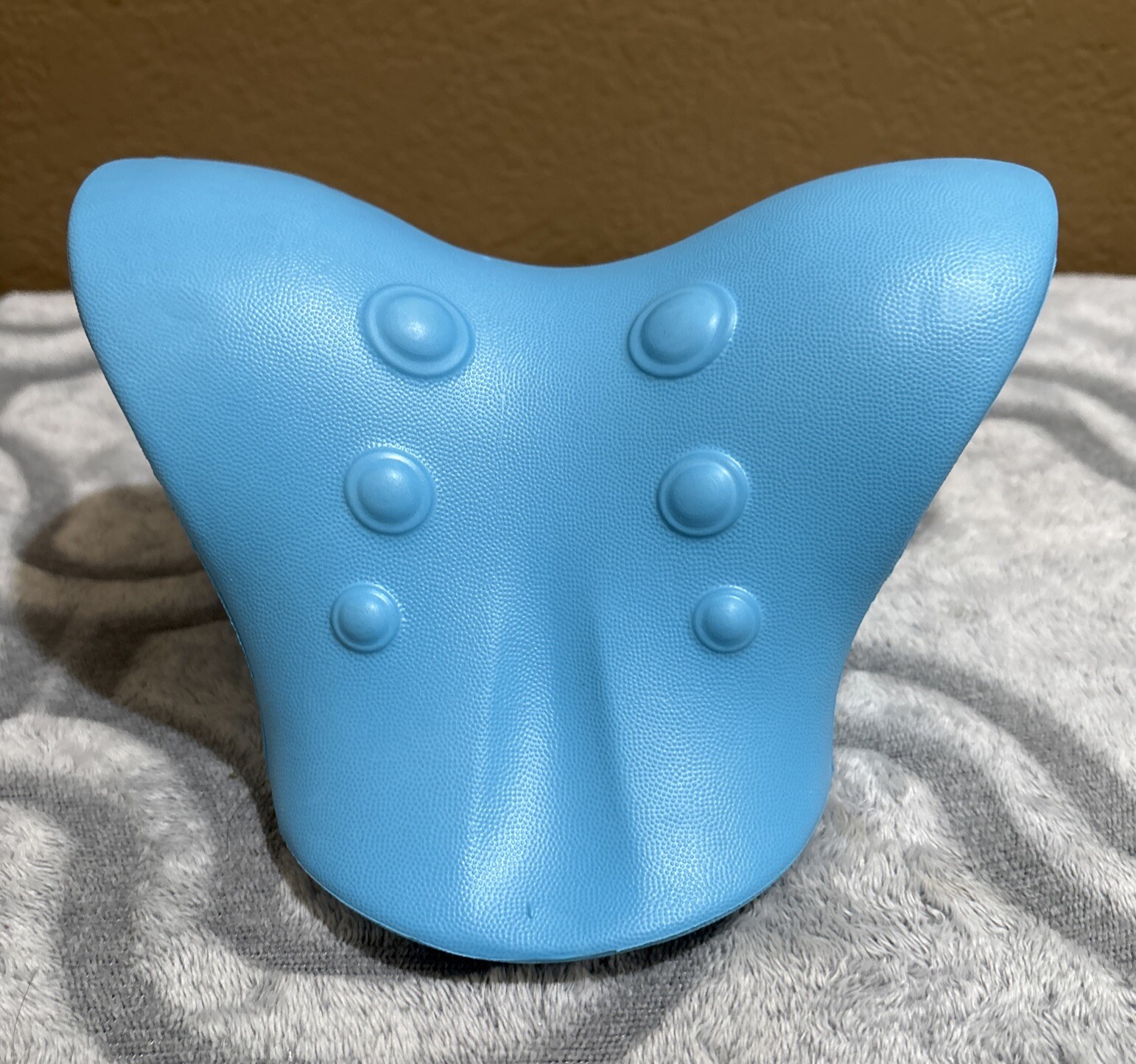 Neck & Shoulder Relaxer, Recovery Collection, Blue, New