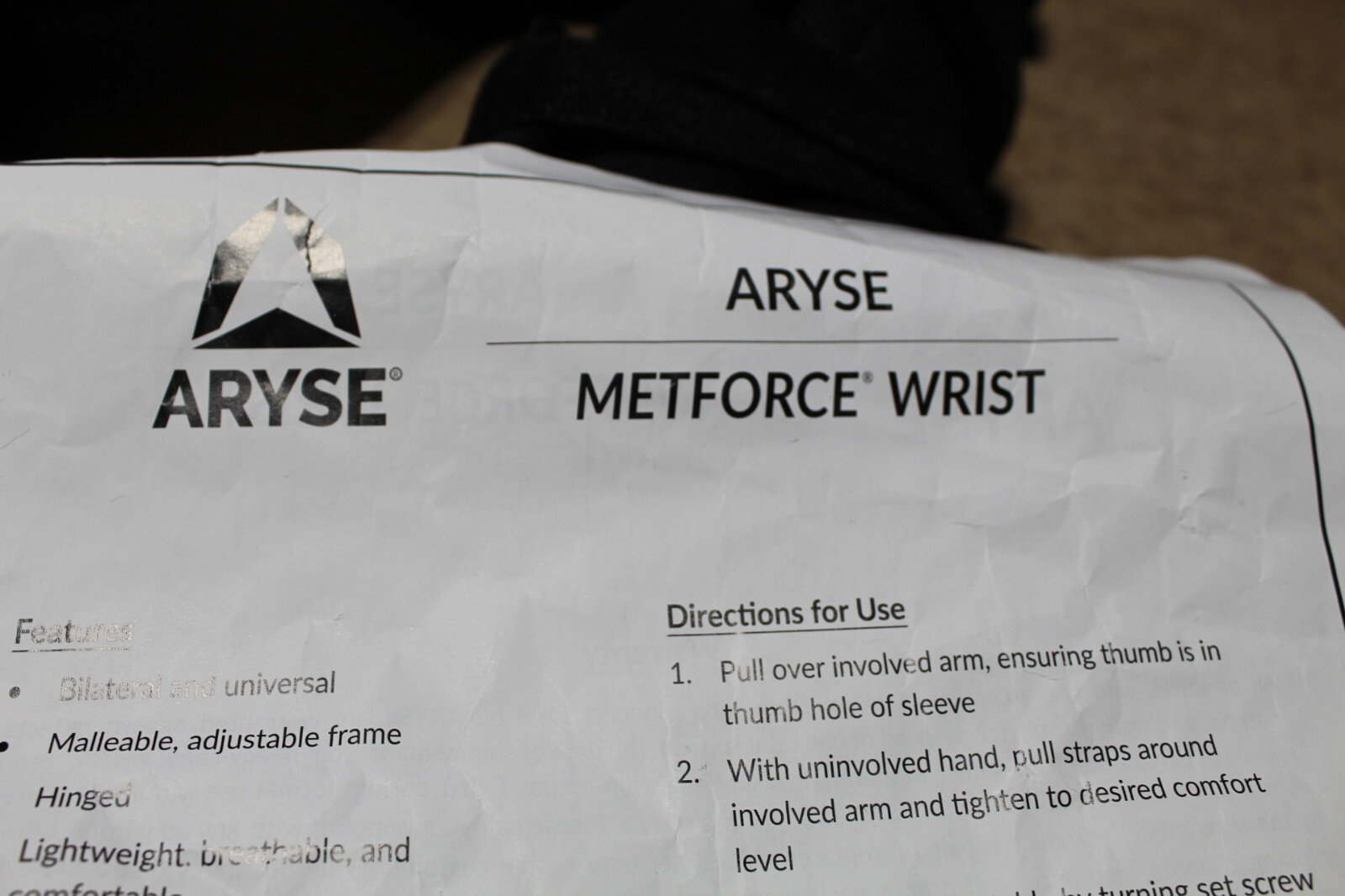 Aryse AY-3916 Universal Metforce Wrist Brace L3915/L3916 New in Package