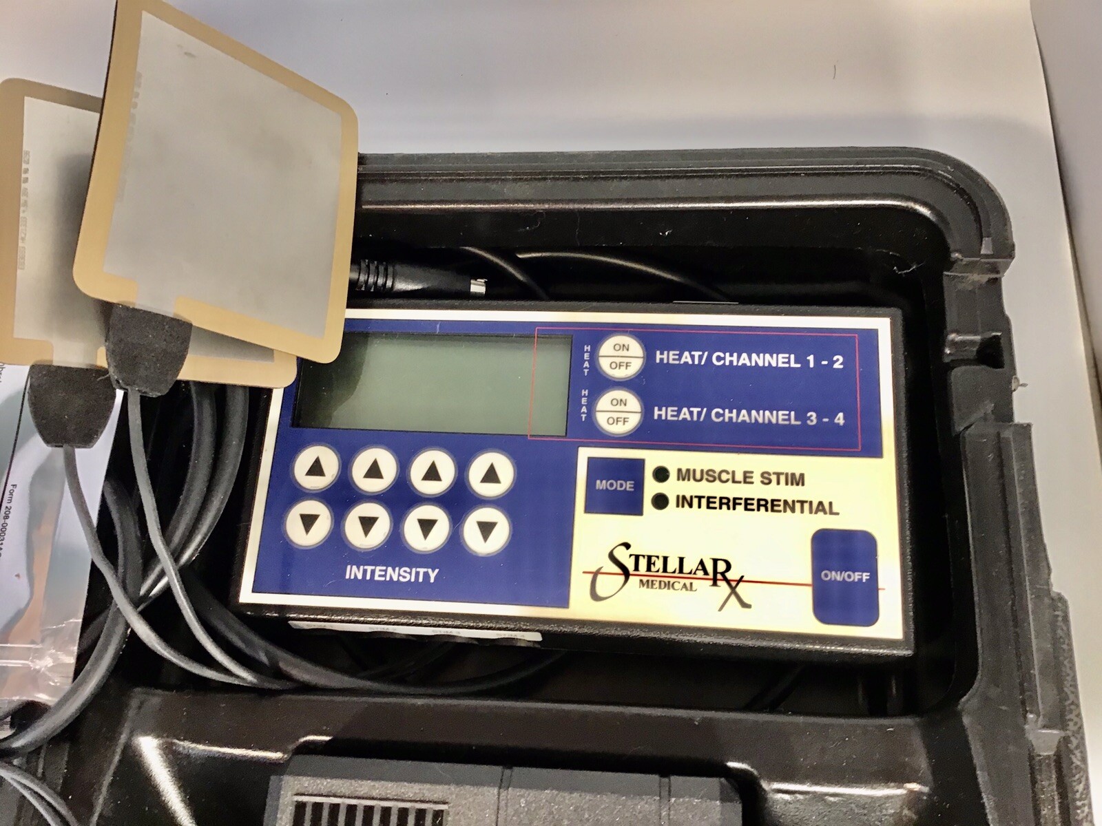 STELLAR MEDICAL MUSCLE STEMULATOR ,CHANNELS CASE FOR PARTS / NOT WORKING ,