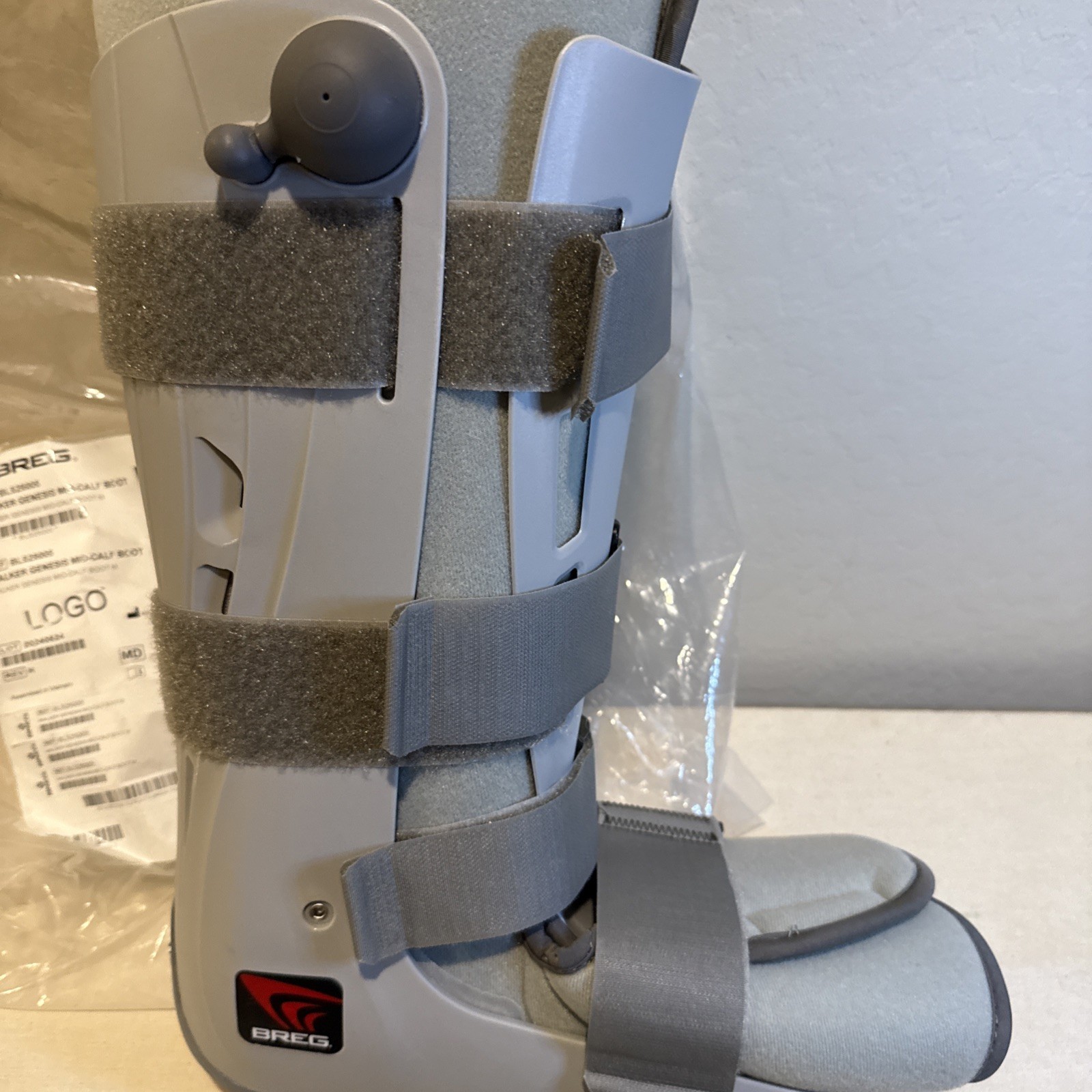 Breg Walker Genesis Mid-Calf Boot – Size Medium (BL525005) Post-Op Air Walker