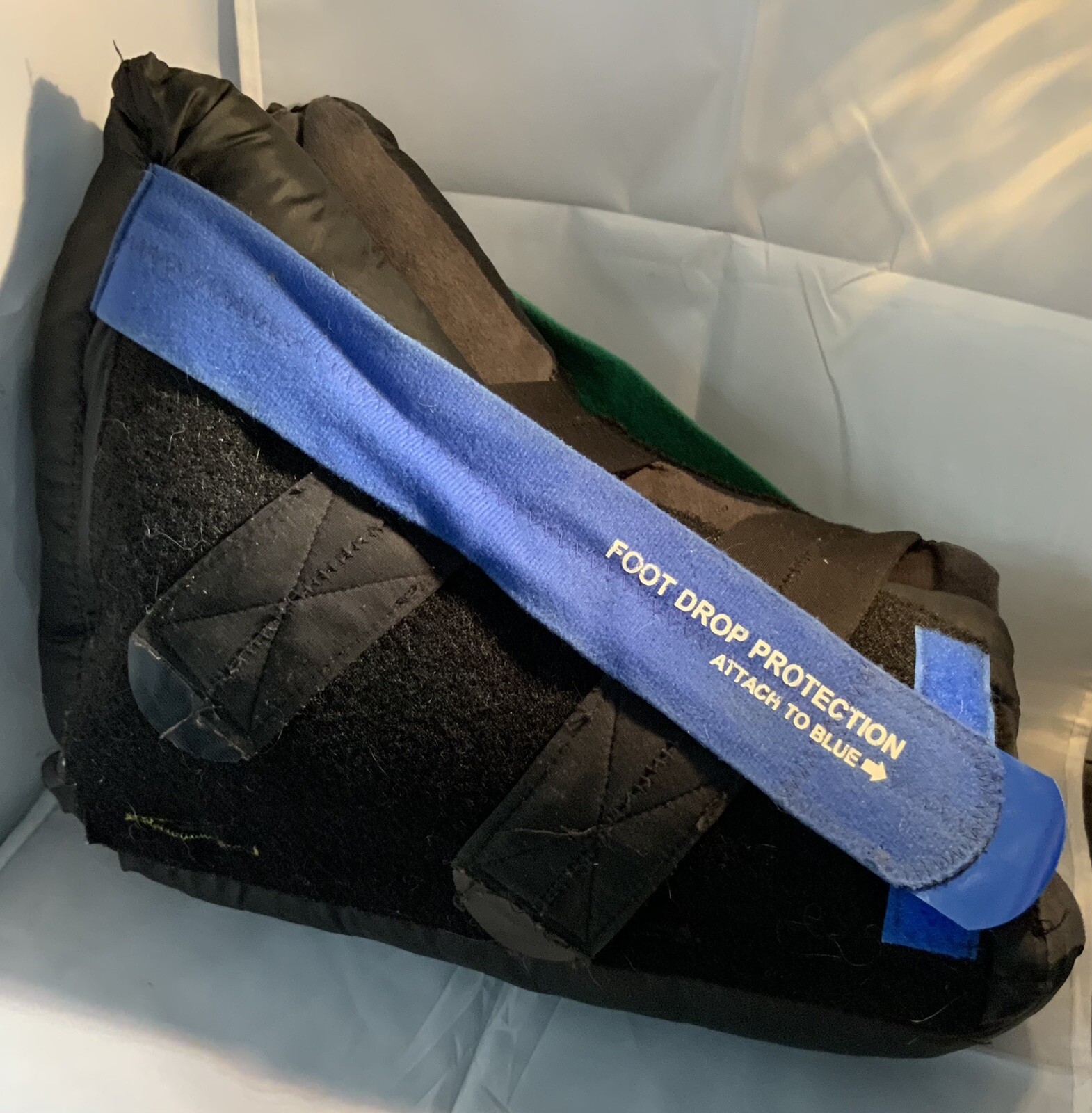 Medline Heel Protector Boot Pressure Relief /Foot Drop
