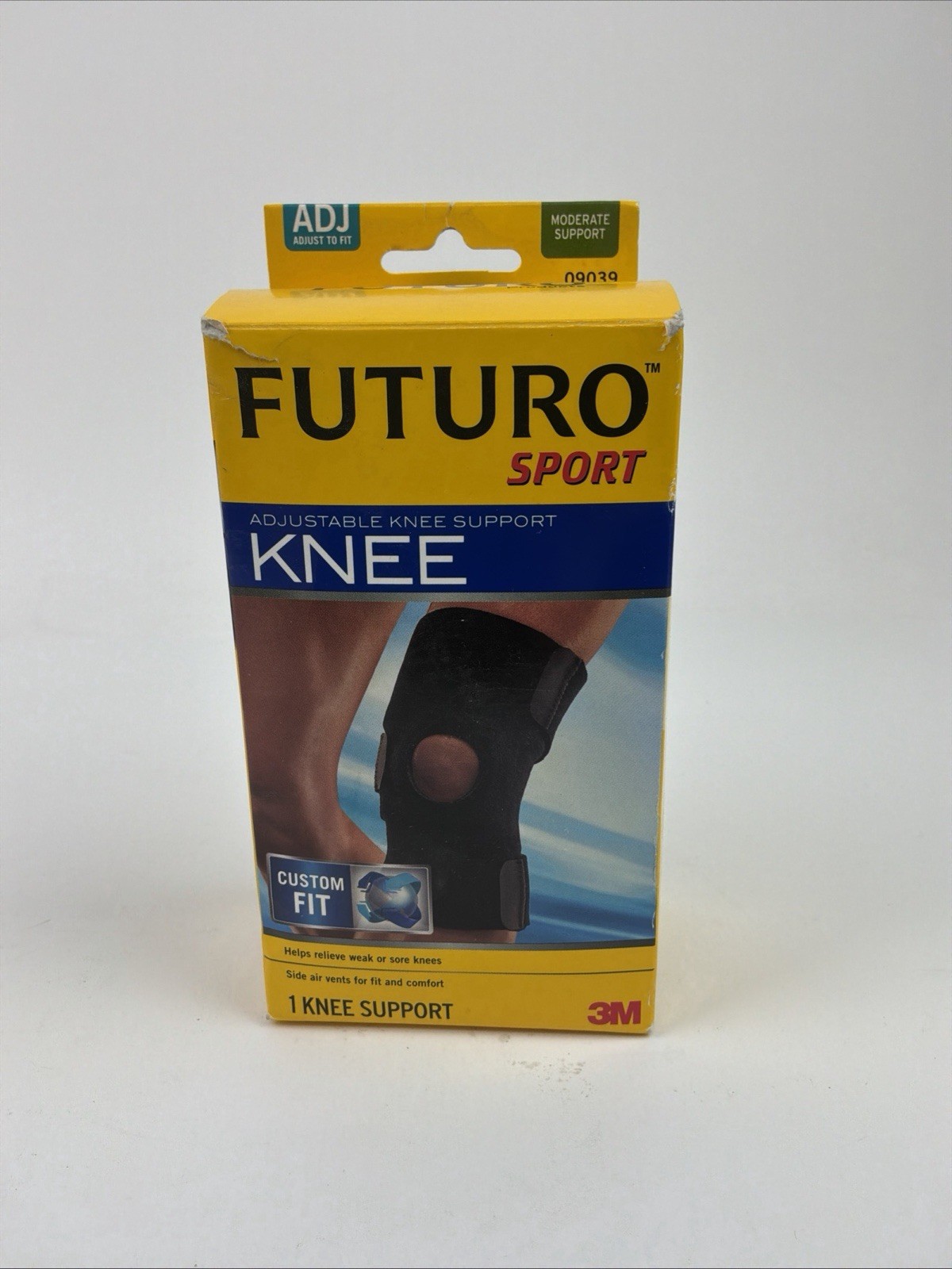 3M Futuro Sport Adjustable Right and Left Knee Support # 09039