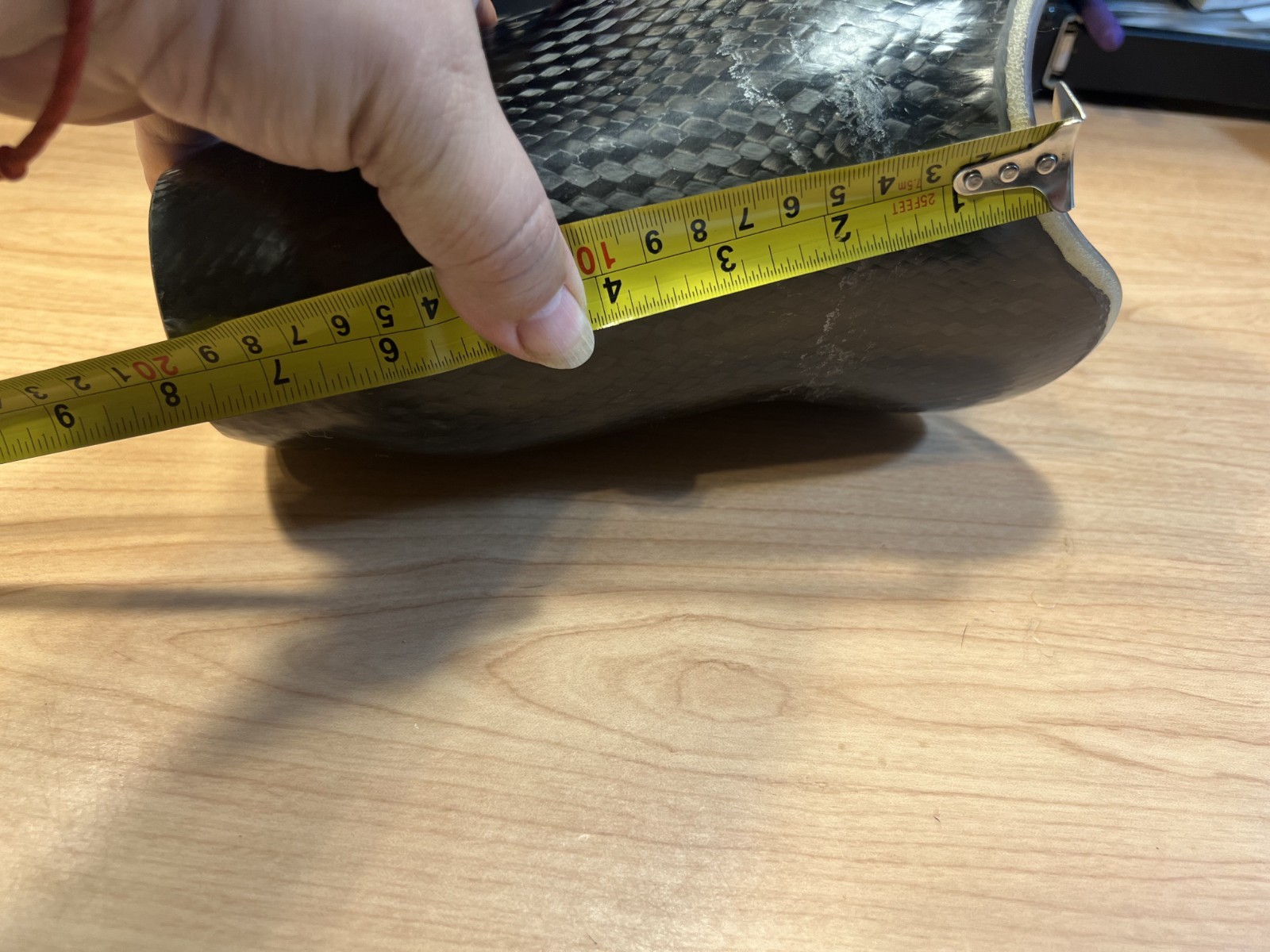 Right leg Below Knee (BK) Prosthetic Socket Carbon Fiber USED