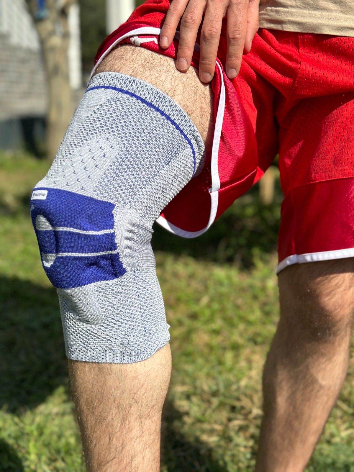 Bauerfeind GenuTrain A3 Size 2 Right Advanced Knee Joint Brace Support Patella