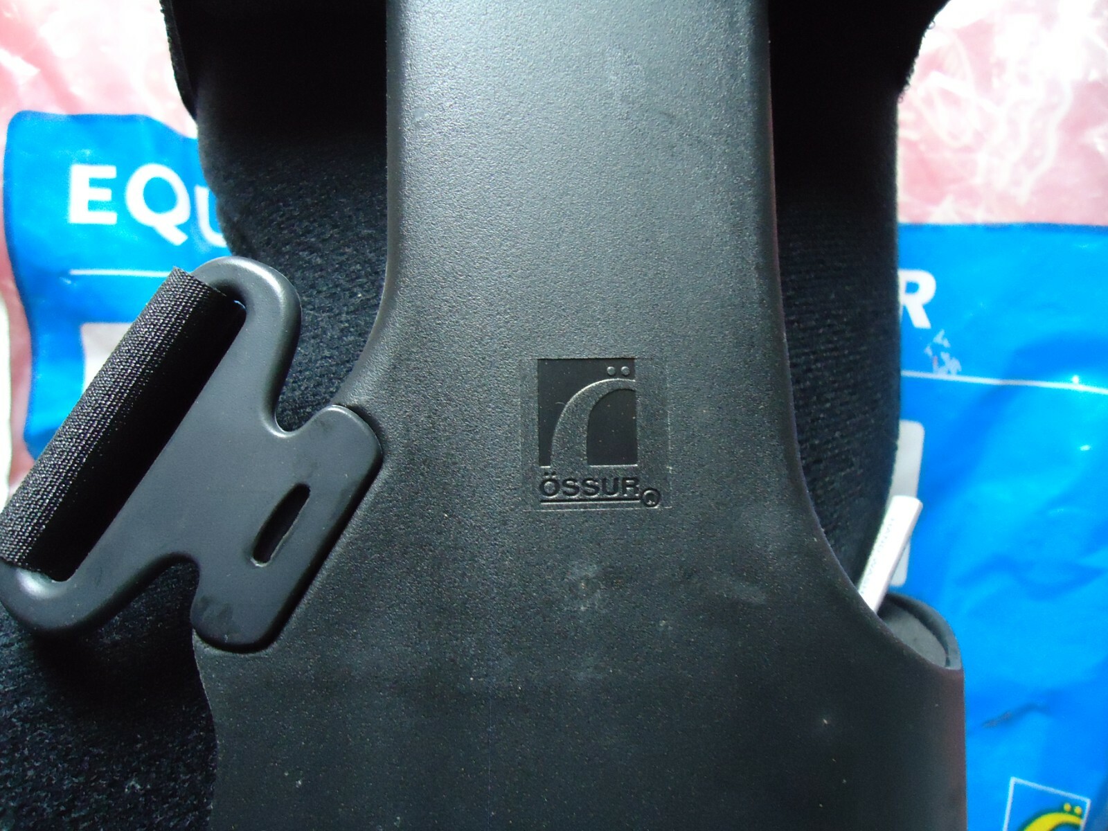 OSSUR EQUALIZER WALKER LOW TOP SIZE SMALL COLOR BLACK