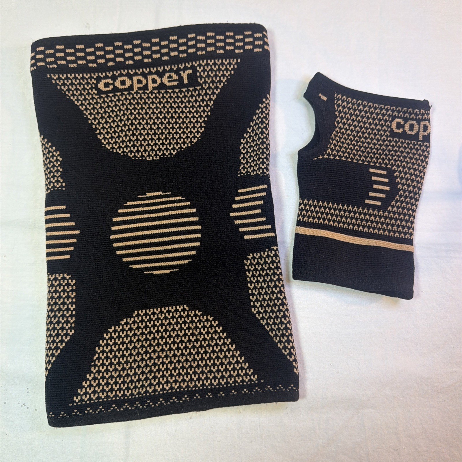 Copper Infused Compression Brace Set XXL Knee Sleeve + Medium Wrist Brace Suppor