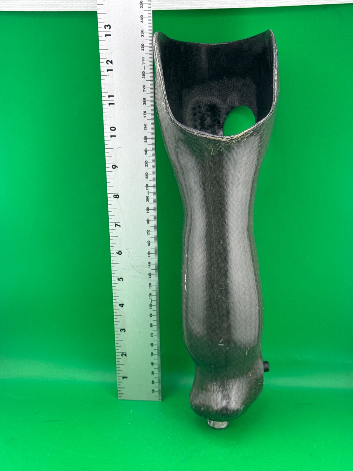 Right below knee prosthetic socket. Not for medical use.