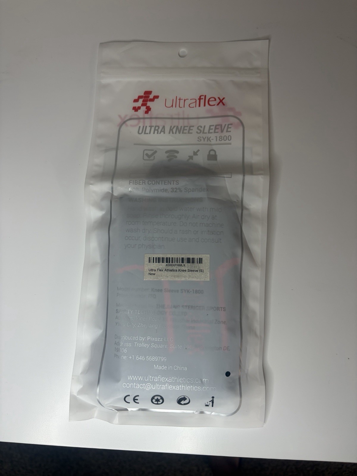 UltraFlex Ultra Knee Compression Sleeve Size S Black/Red SYK-1800