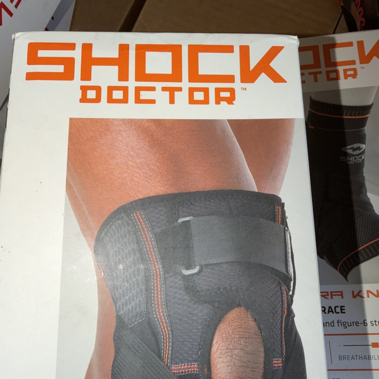 Shock Doctor Level 3, Knee Brace with heavy duty Hinges, size small 13”-14