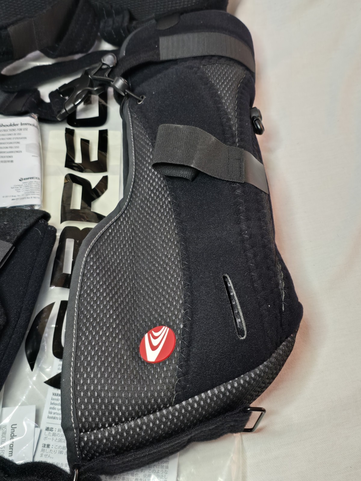 NEW BREG ARC 2.0 AE050400 SHOULDER BRACE ARM SLING UNIVERSAL SIZE
