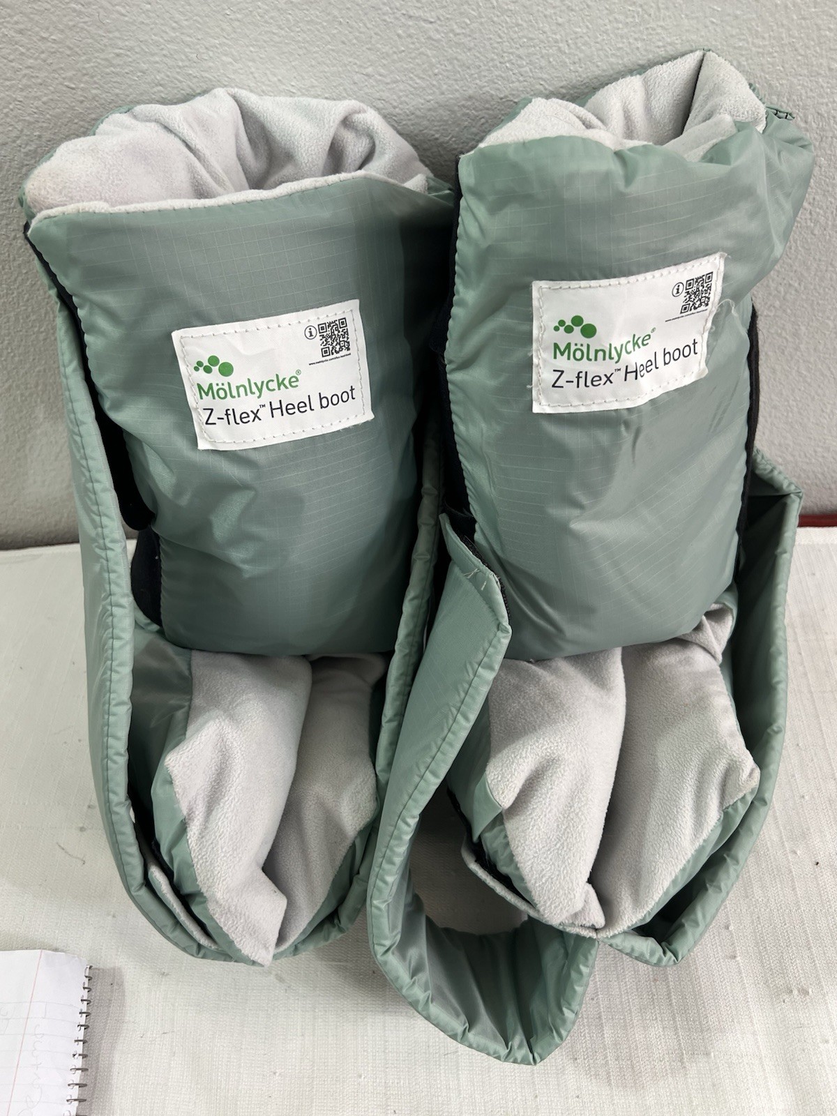 Molnlycke Z-Flex Fluidized Heel Boot #1400123-03 [Bundle of 2]