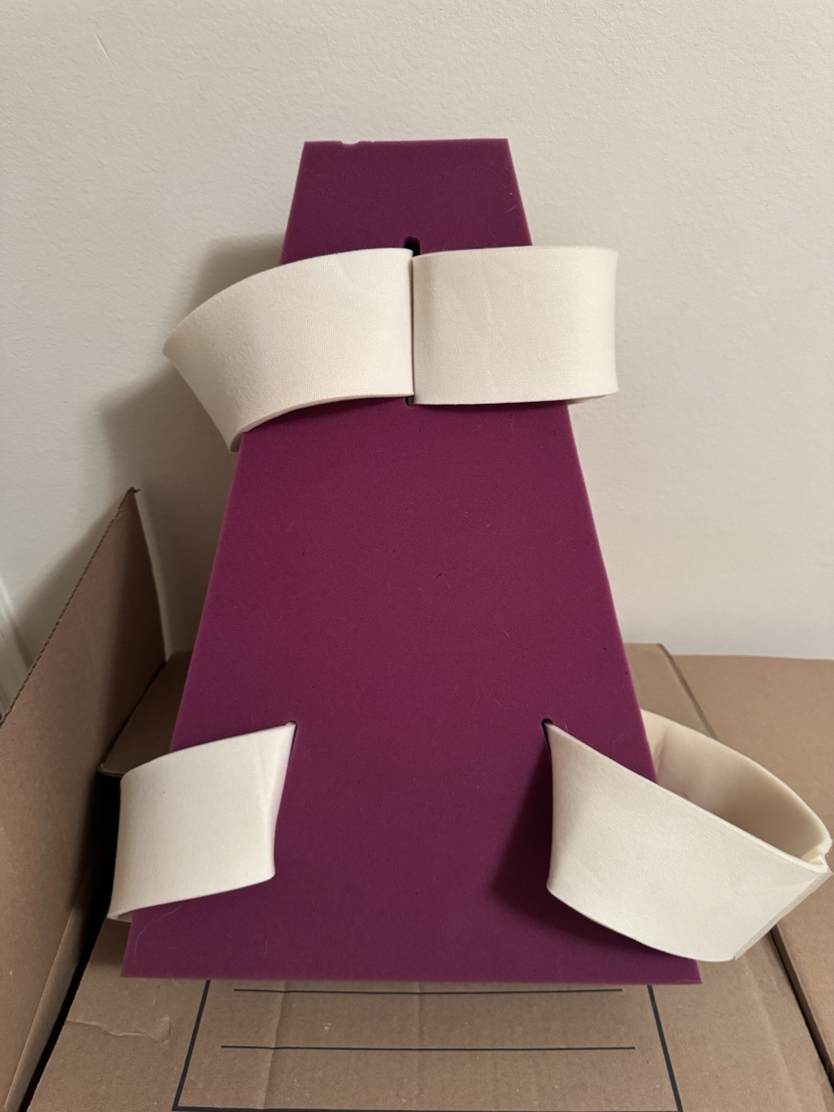 Hip abduction pillow hip replacement , Adjustable Straps, Size L,purple color