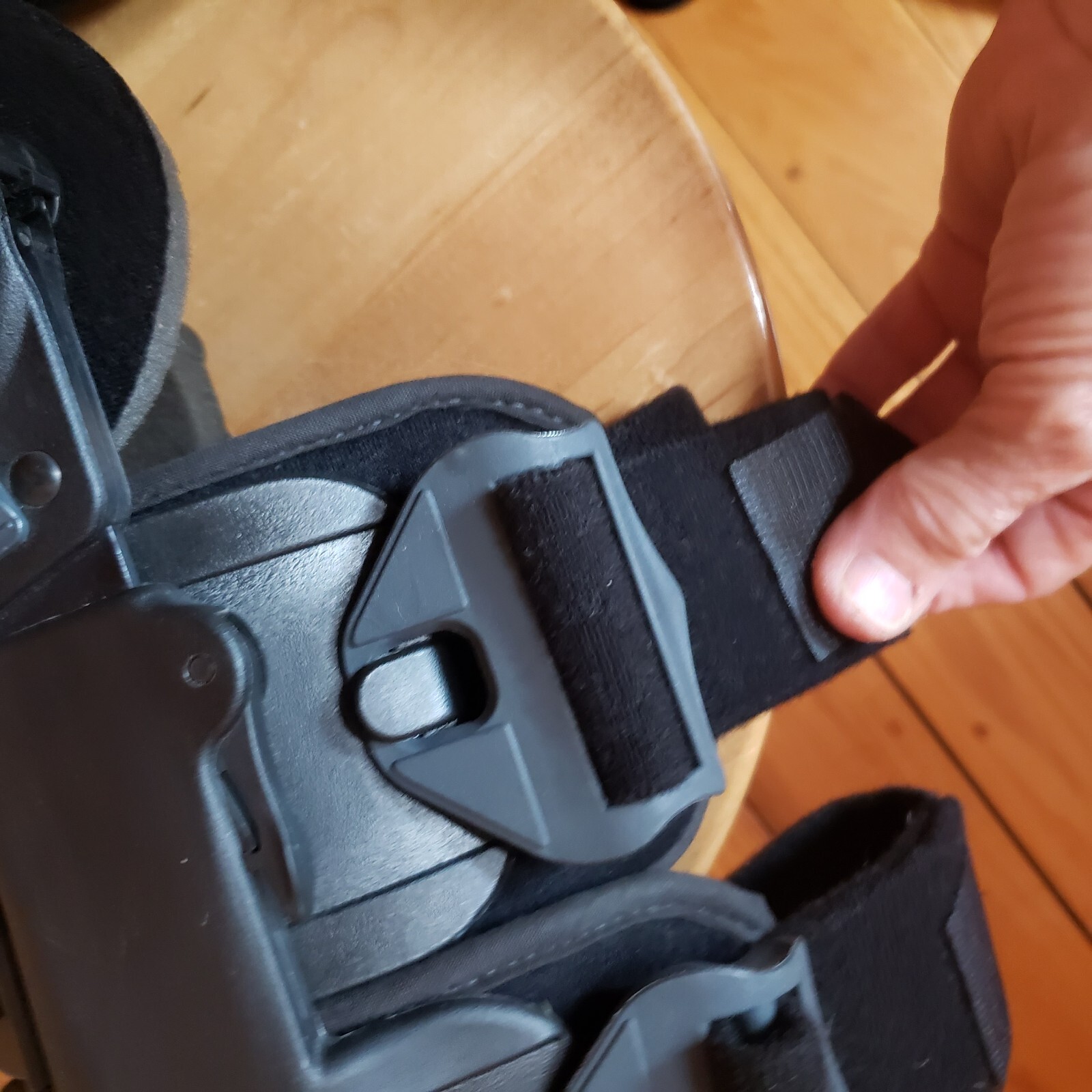 Knee Brace Left/Right Breg T Scope Premier Padded Adjustable
