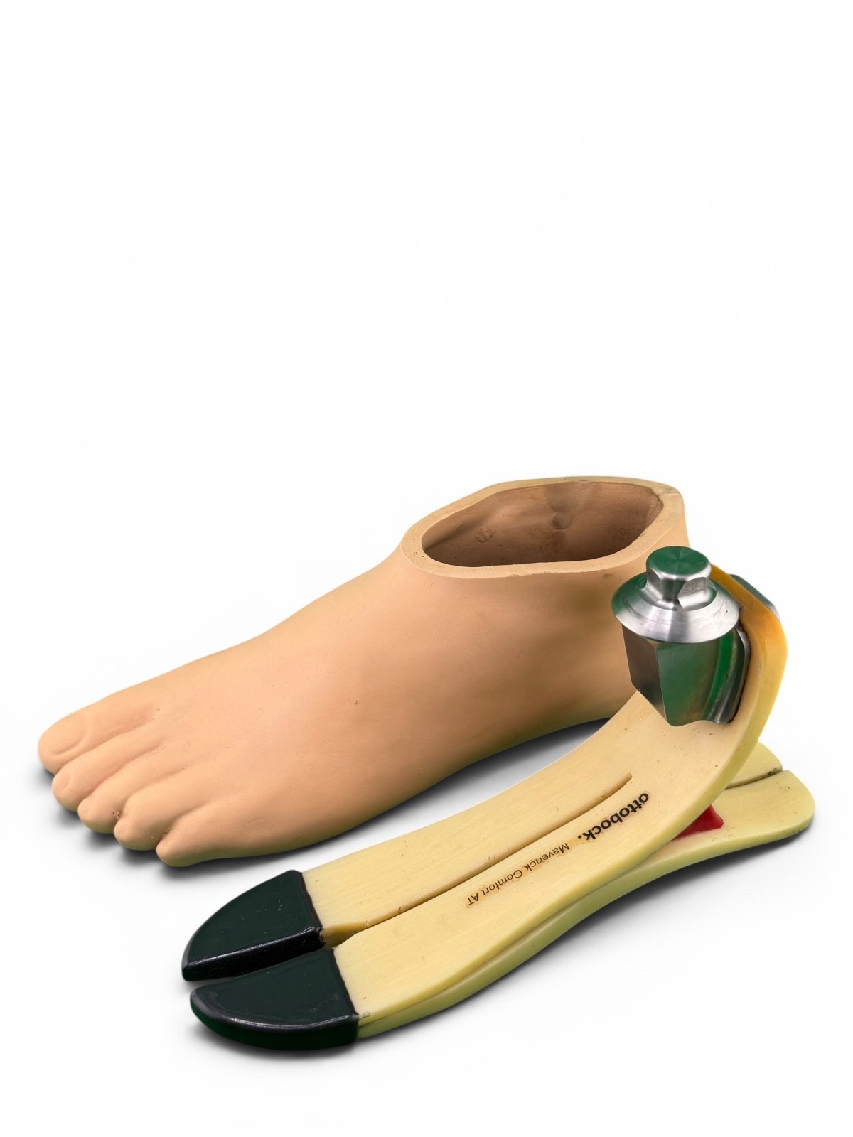 otto Bock Freedom Maverick Comfort AT prosthetic Foot. Size 28, Category 7, left