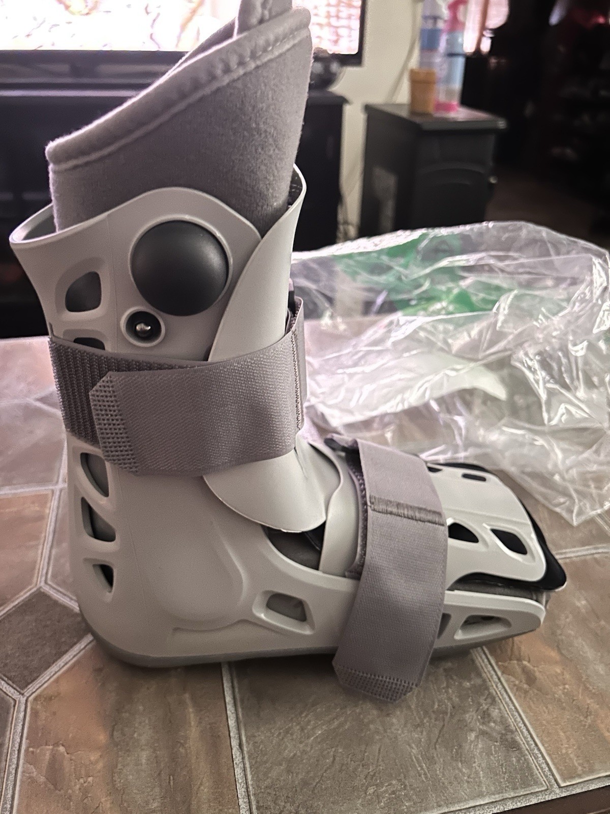 Aircast AirSelect Short Walker Brace / Walking Boot – Gray, Size: M