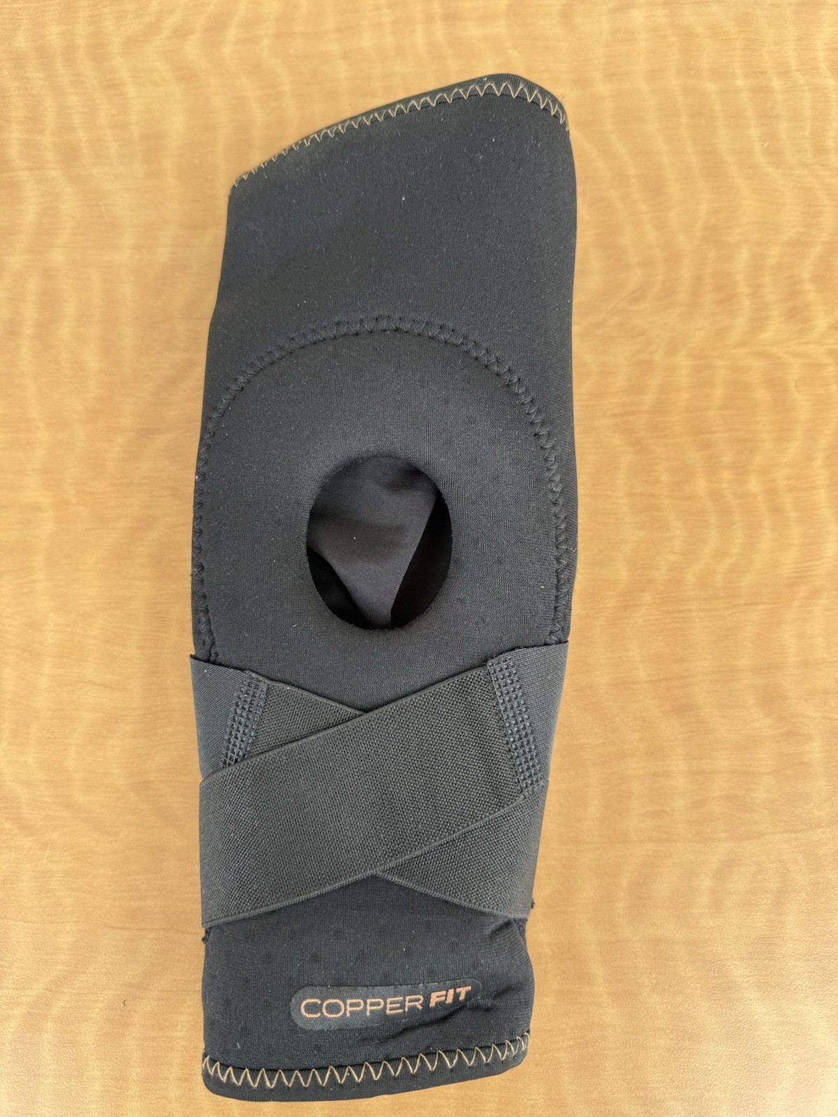 Copper Fit Adjustable Knee Stabilizer Brace L/2XL New Open Box Damaged Box
