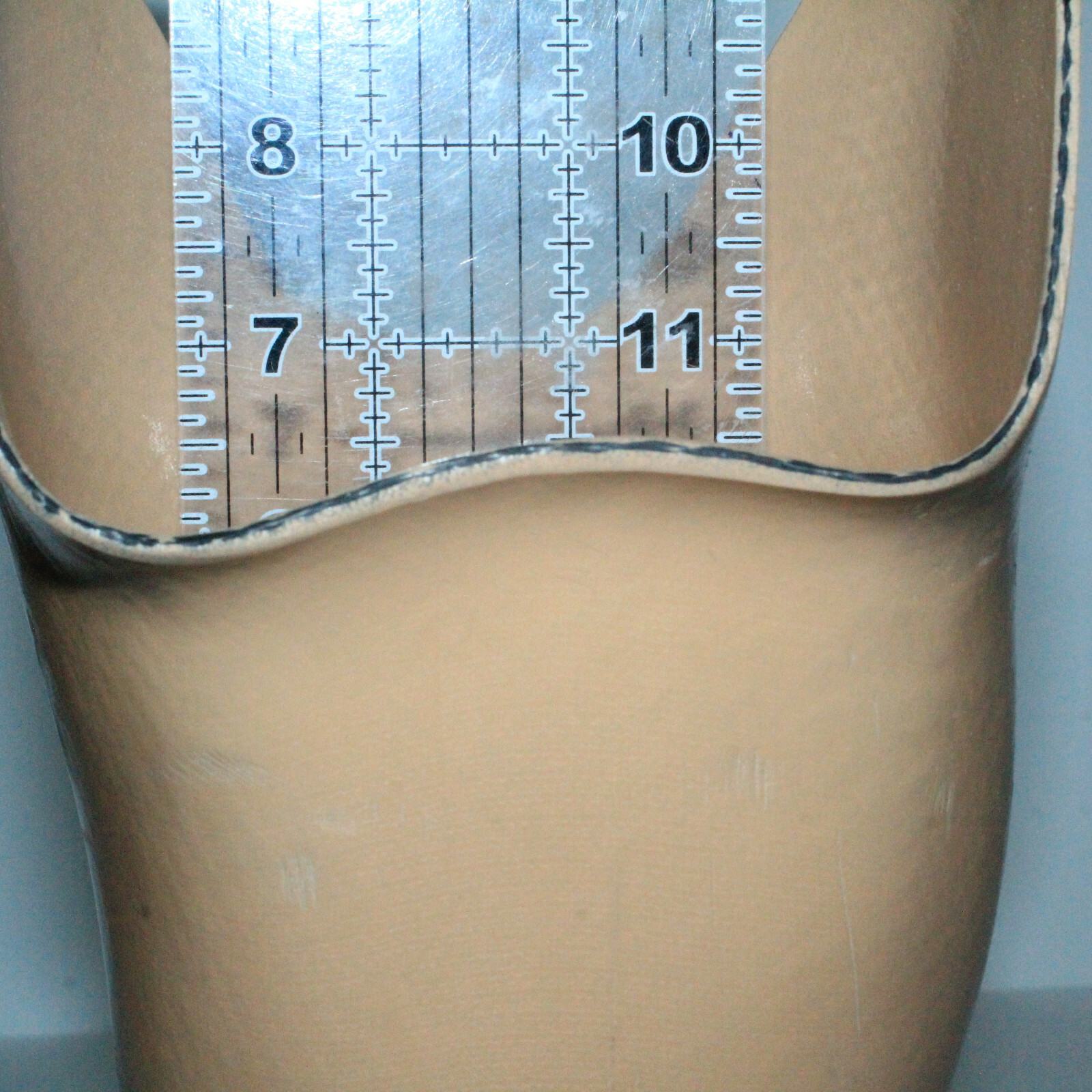 VERY NICE ABOVE-KNEE CLEAN LARGE OFFSET PROSTHETIC SOCKET w OSSUR ADAPTER / BASE