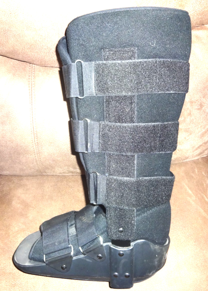 Bird and Cronin- Anklizer 2 Stablizing Boot- Black MD