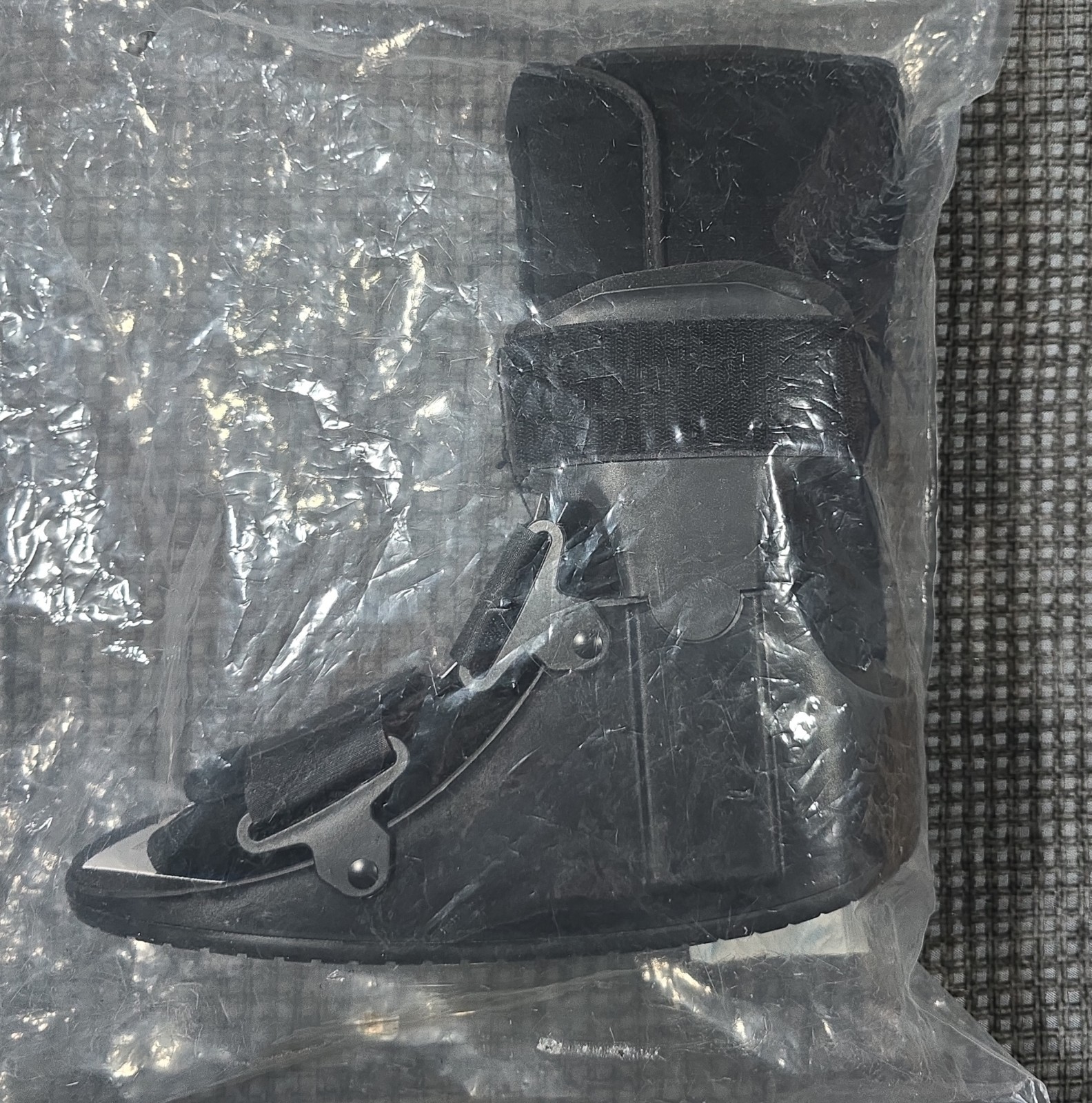 United Ortho Short Air Cam Walker Fracture Boot Large – New Sealed