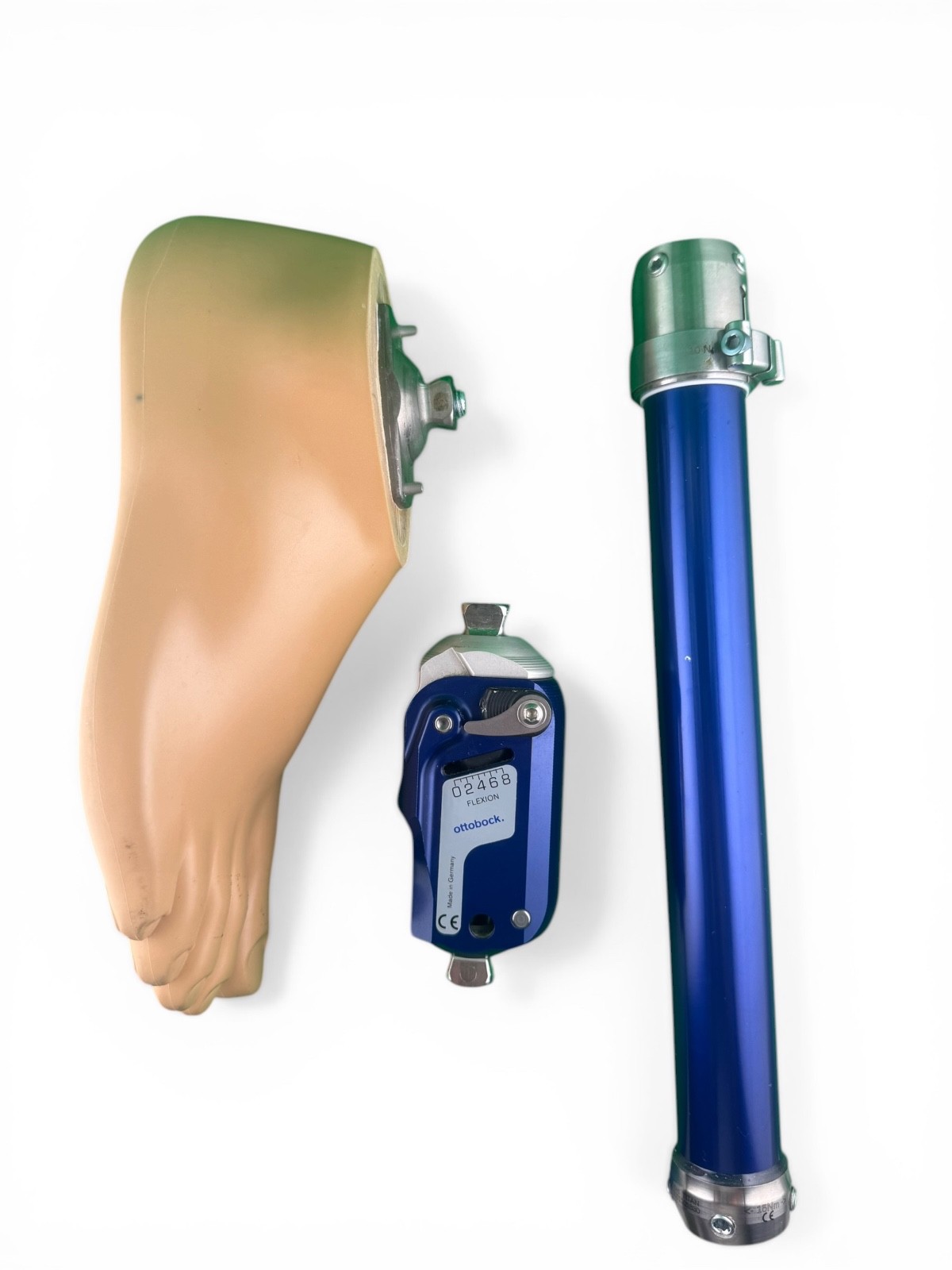 otto bock 3WR95 1WR95 4WR95=3 2WR95=1 aqua prosthetic. Knee, right foot sz 27