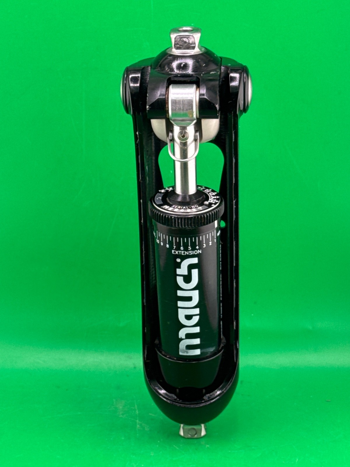 Ossur mauch prosthetic knee. Hydraulic is in excellent condition.