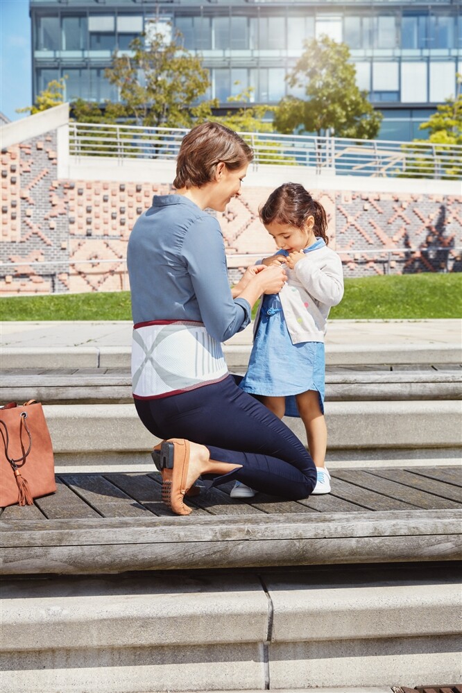 Actimove LumbaMotion Lady Back Support with Pressure Pad