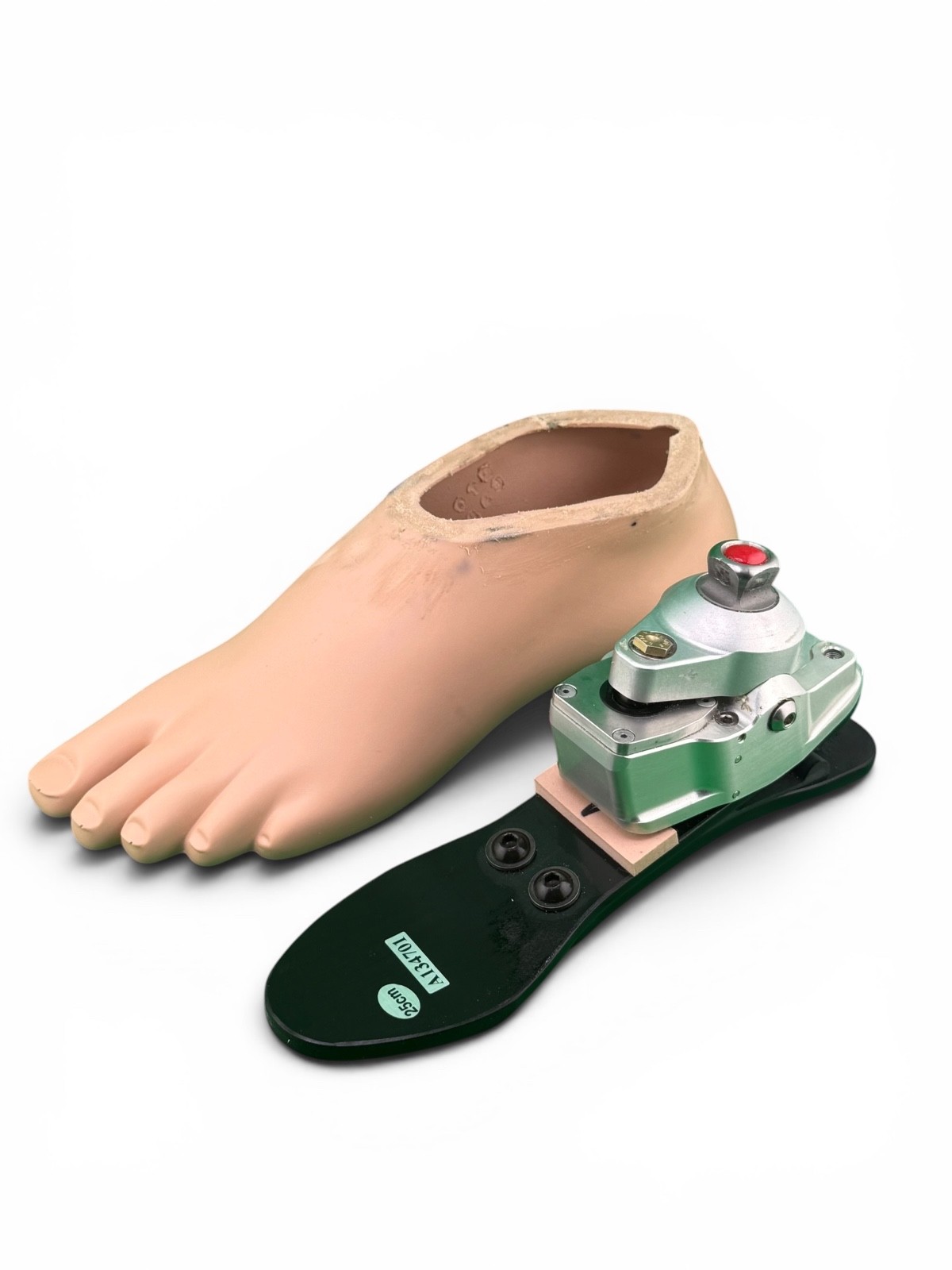 College Park K2 Odyssey Hydraulic Ankle Prosthetic Foot. Size 25. Category 2