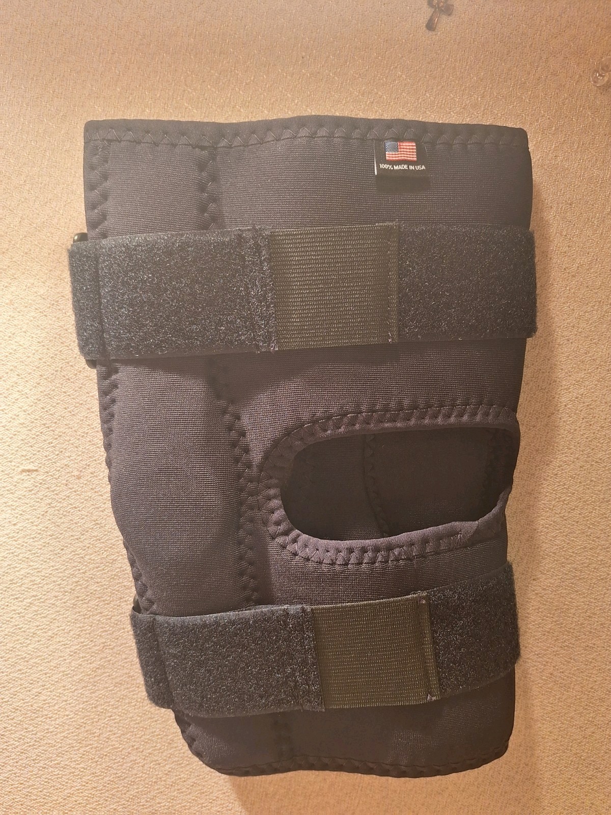 NEW KOOLFLEX WRAP AROUND KNEE BRACE W/ ALUMINUM HINGES SZ XL. VAKC64-PC.
