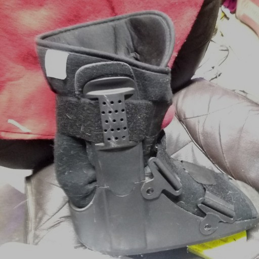 Medium Walking Air Boot Foot/Ankle Size Medium