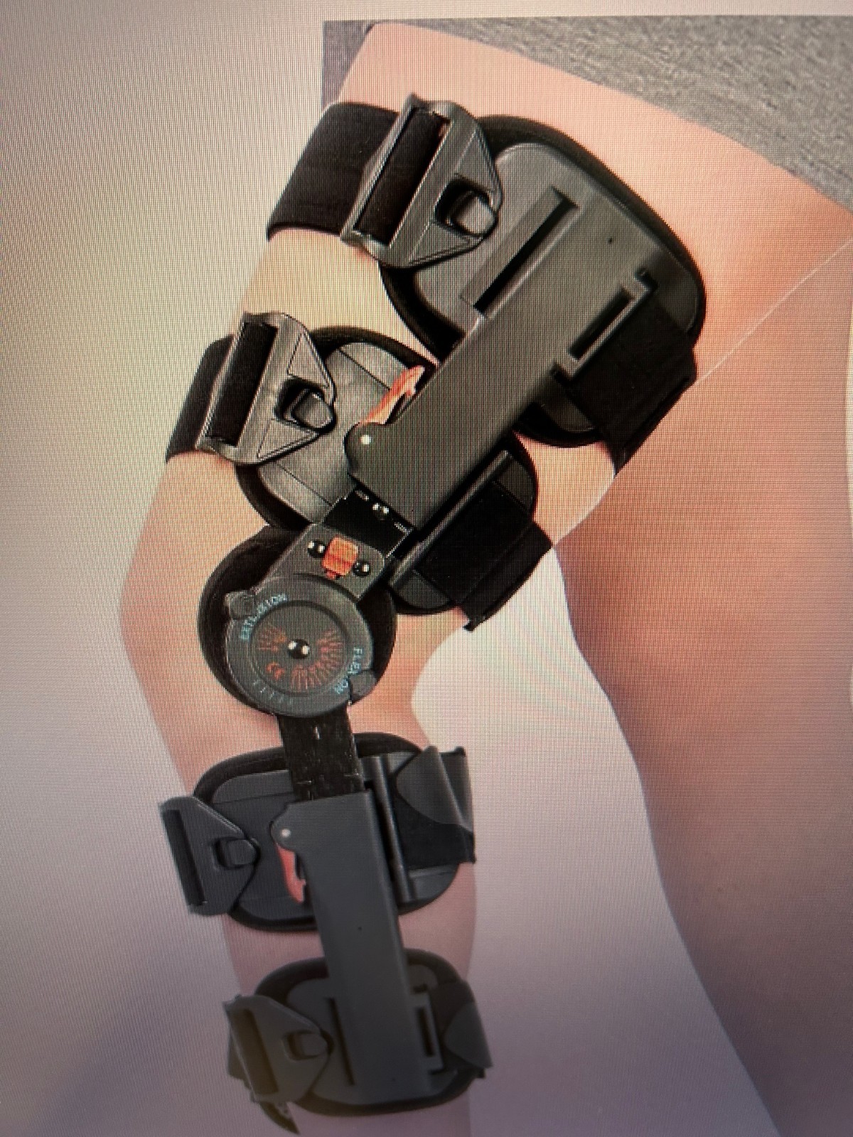 Medibot Hinged Knee Brace ROM Adjustable Knee Support Universal Size Left/right