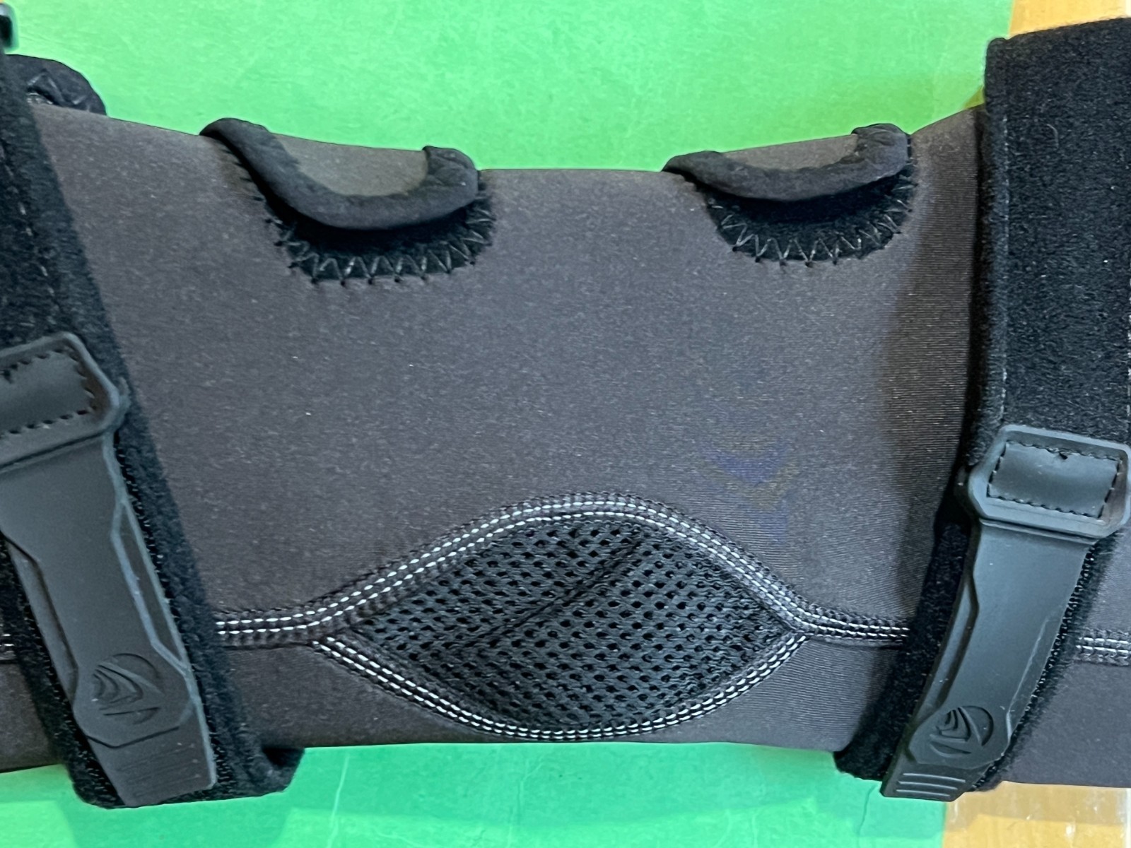 Breg OA Impulse Push Medial Osteoarthritis Knee Brace Small Right Knee rk519203