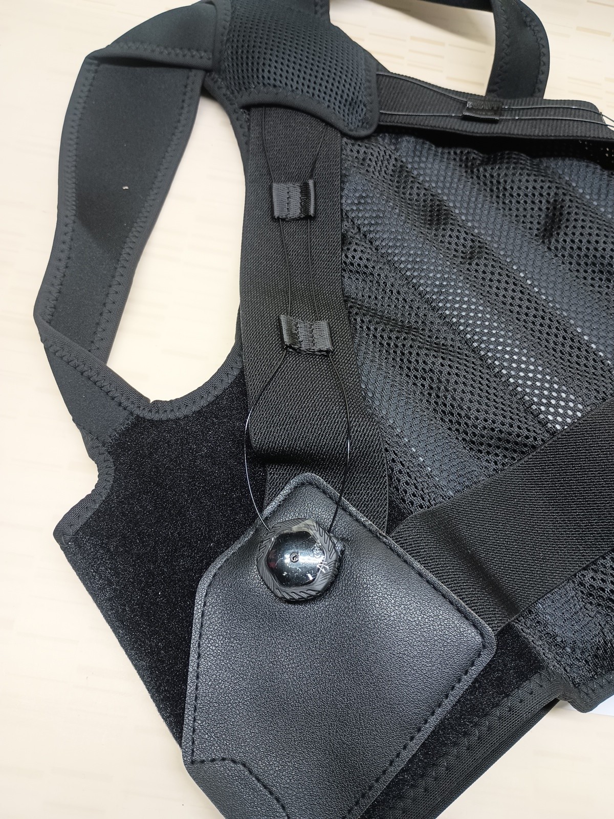 Back Brace Posture Corrector Shoulder Straightener Adjustable Pressure Knob L