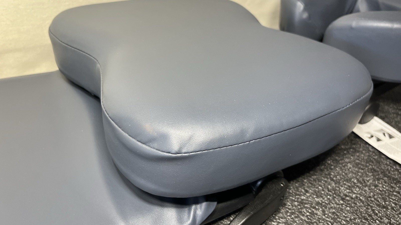 VITRECTOMY FACE DOWN RECOVERY SUPPORT SYSTEM WITH ADJUSTABLE CRADLE