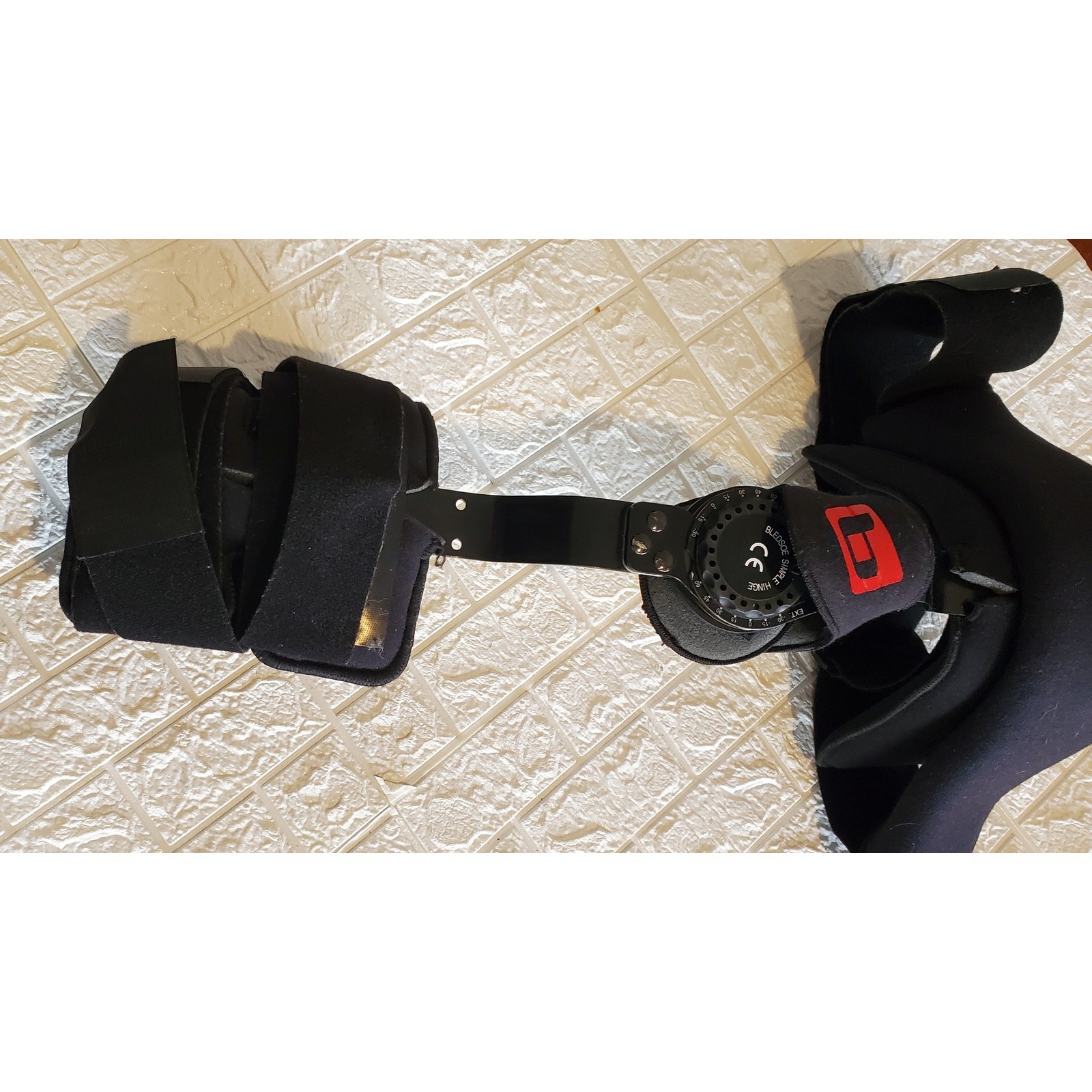 Bledsoe Simple Hinged Hip Brace Post Op Rehab Support