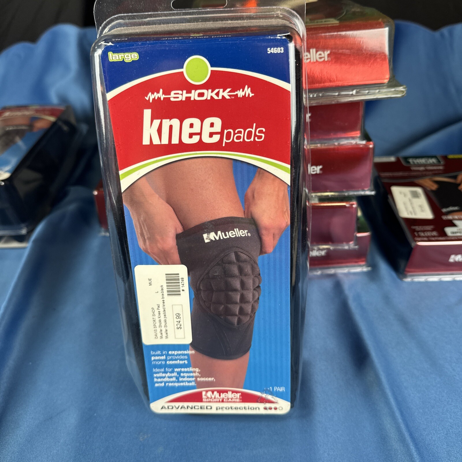 Mueller Shokk Knee Pads New Sz Large 1 Pair