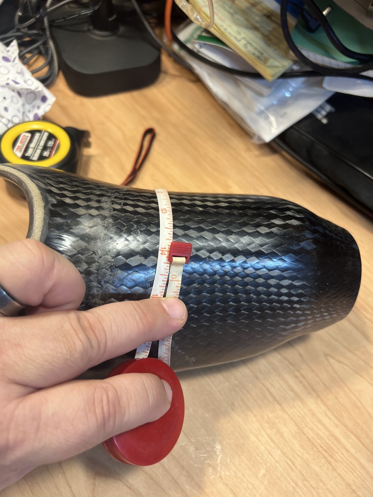 Right leg Below Knee (BK) Prosthetic Socket Carbon Fiber USED