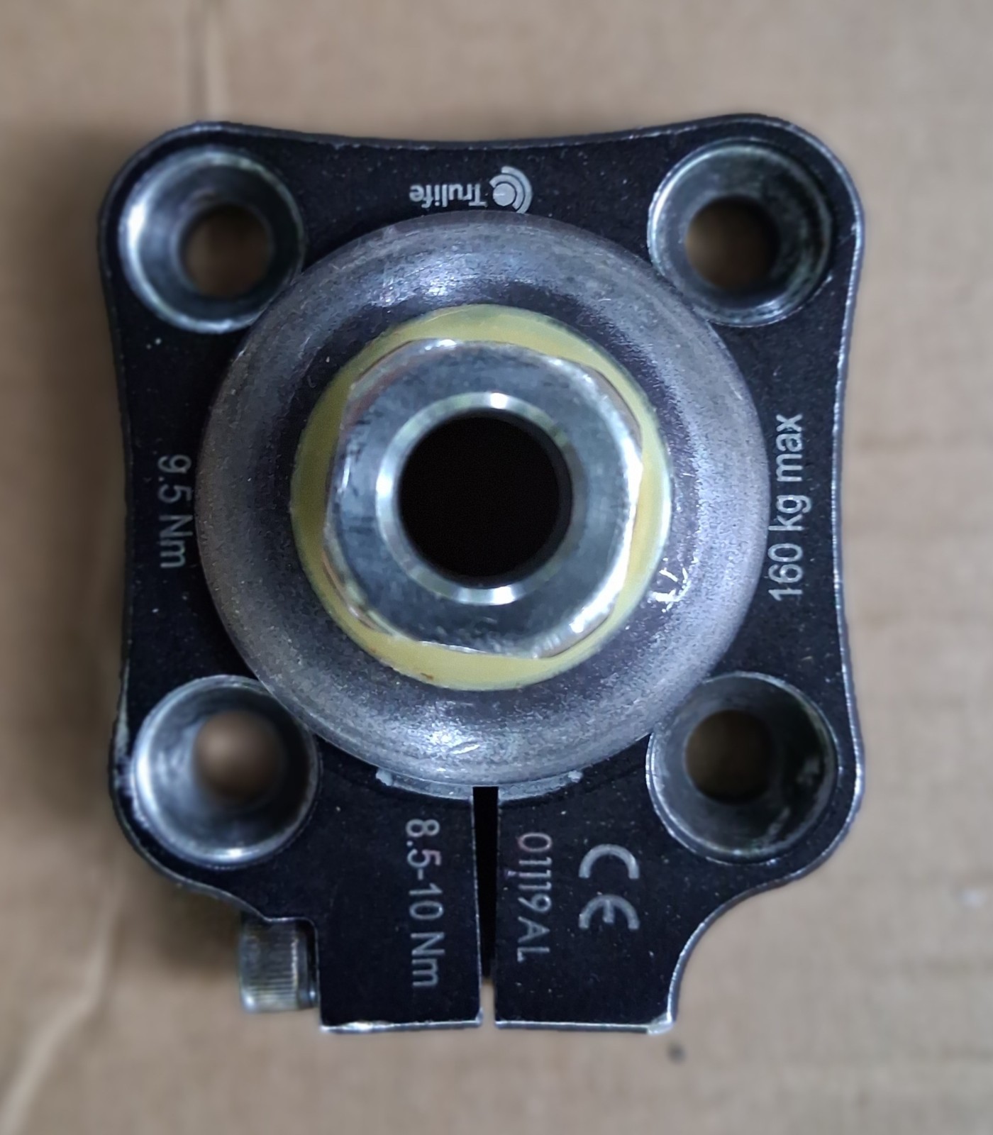 Trulife Black Rotator Prosthetic Adapter Comes w/ Screws