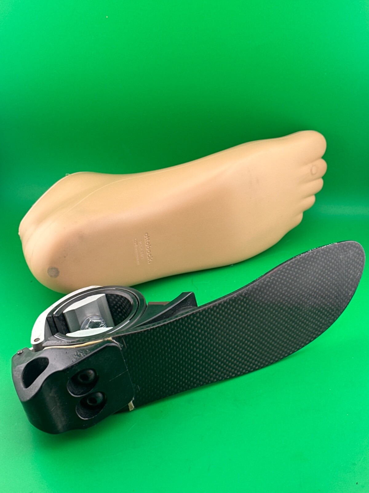 OTTOBOCK Otto Bock cwalk c-walk 1c40 prosthetic foot. Sz 28. Max wt 220 left