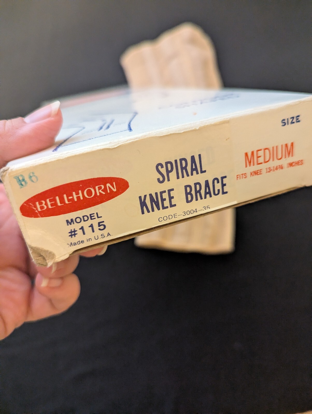 Vintage Bell-Horn Spiral Knee Brace Model #115 Medium Contour Shaped