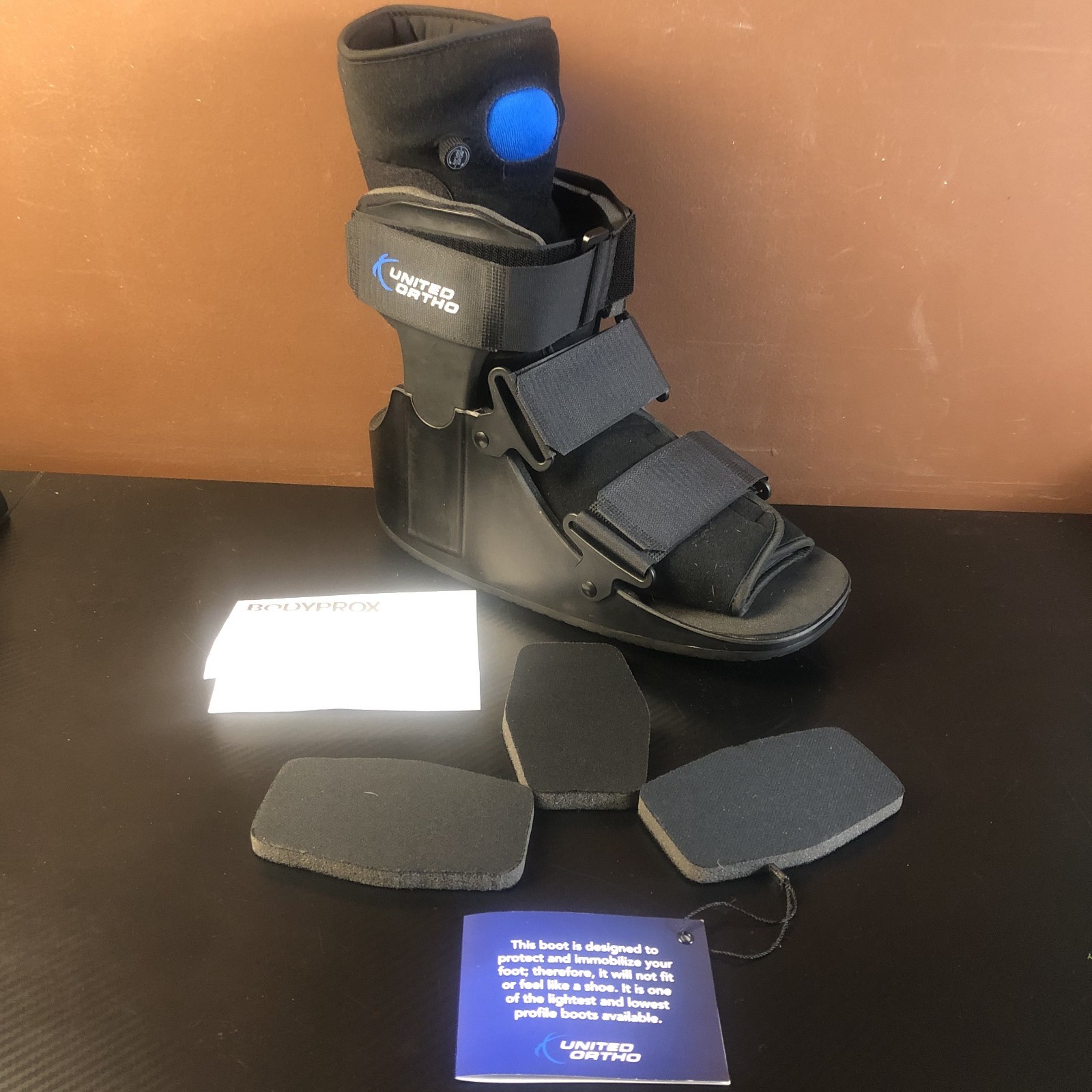 United Ortho Short Air Cam Walker Fracture Boot Large Black