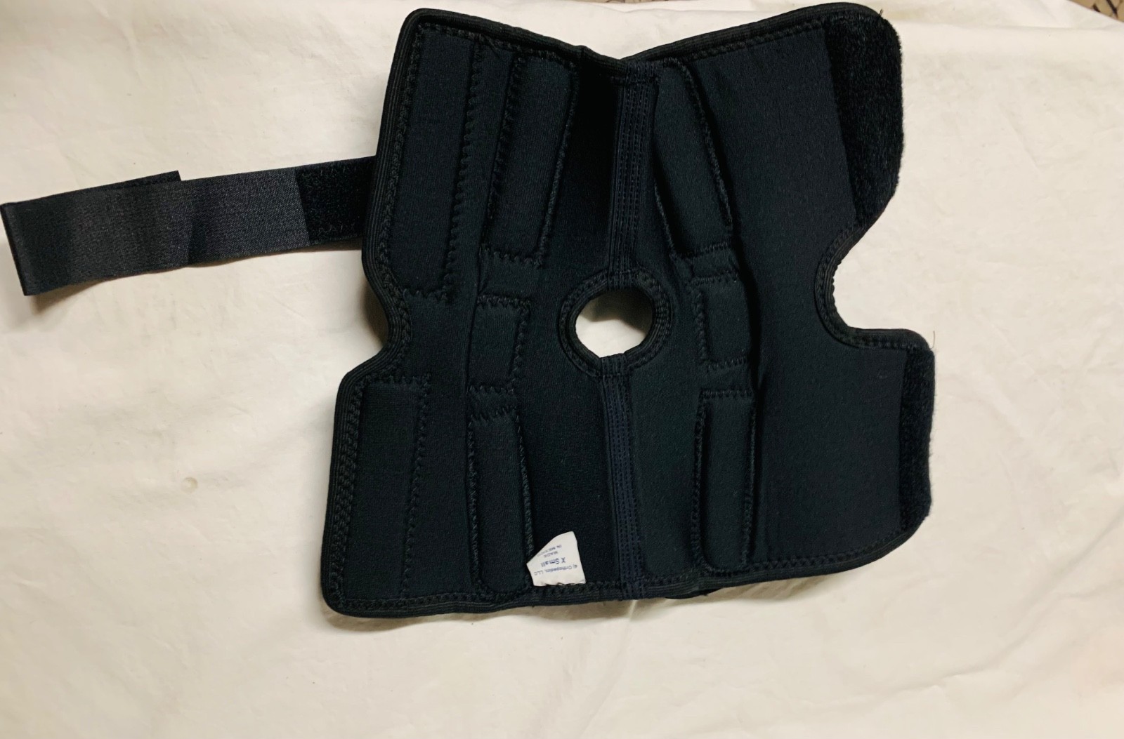 DonJoy Deluxe Hinged wrap around Knee Brace, Drytex Black Size X Small