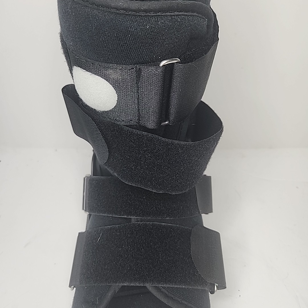 Medibot Walking Boot for Ankle Injuries & Fractures Adjustable Air Splint Pump L